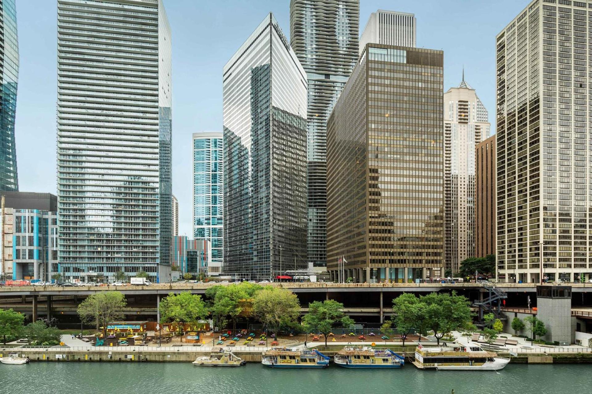 Sheraton Grand Chicago Riverwalk photo 58