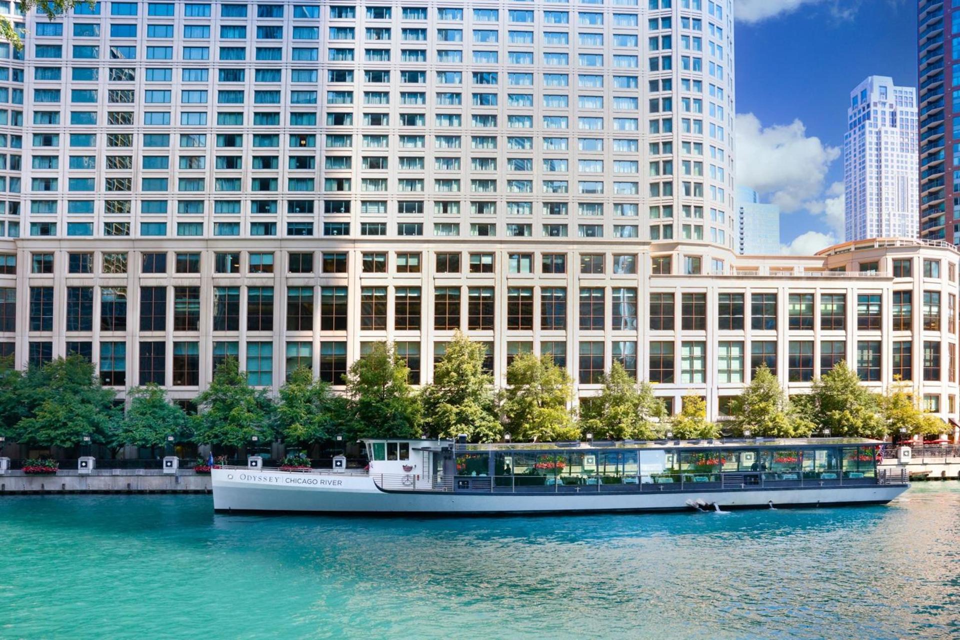 Sheraton Grand Chicago Riverwalk photo 3