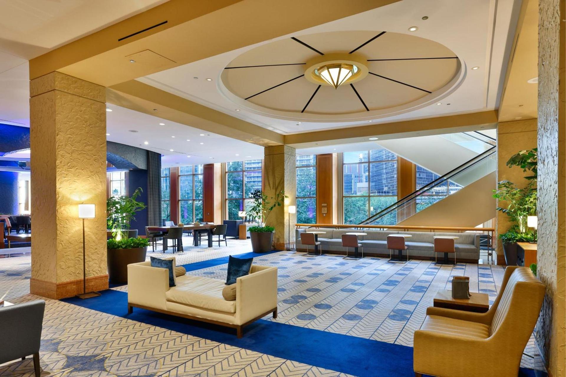 Sheraton Grand Chicago Riverwalk photo 9