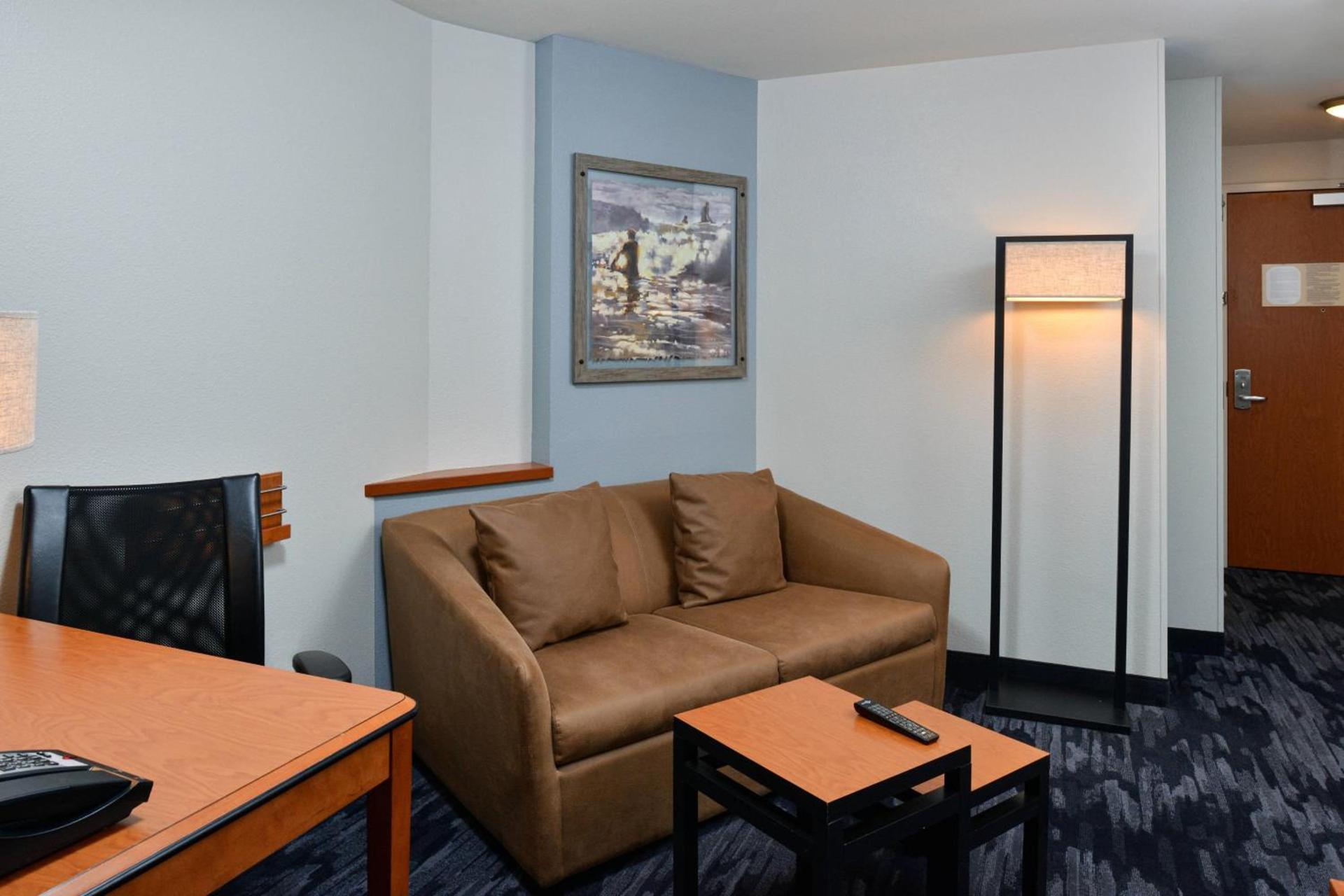 Fairfield Inn & Suites Santa Cruz - Capitola photo 10