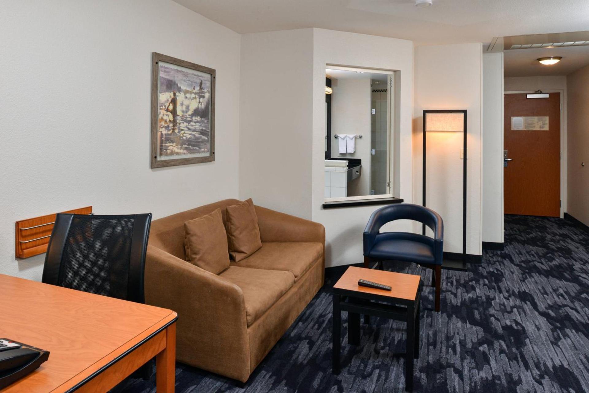 Fairfield Inn & Suites Santa Cruz - Capitola photo 9