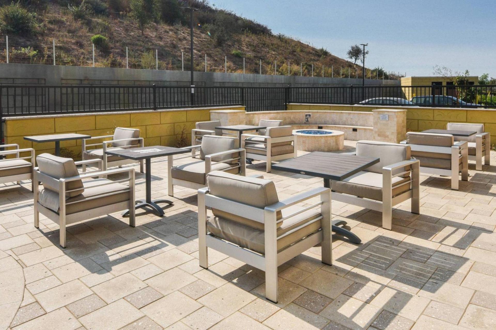 Fairfield Inn & Suites by Marriott Moorpark Ventura County photo 24