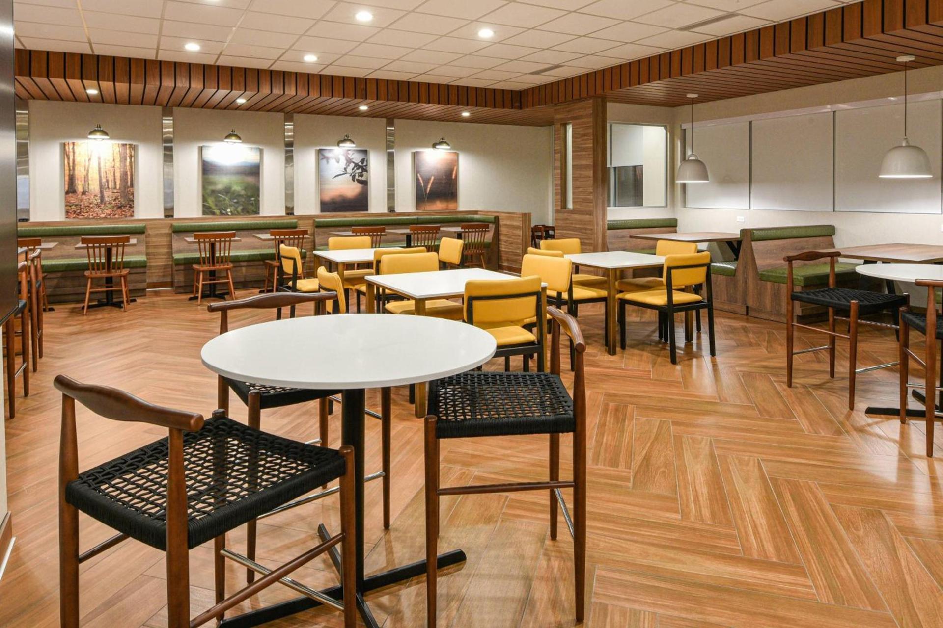 Fairfield Inn & Suites by Marriott Moorpark Ventura County photo 29