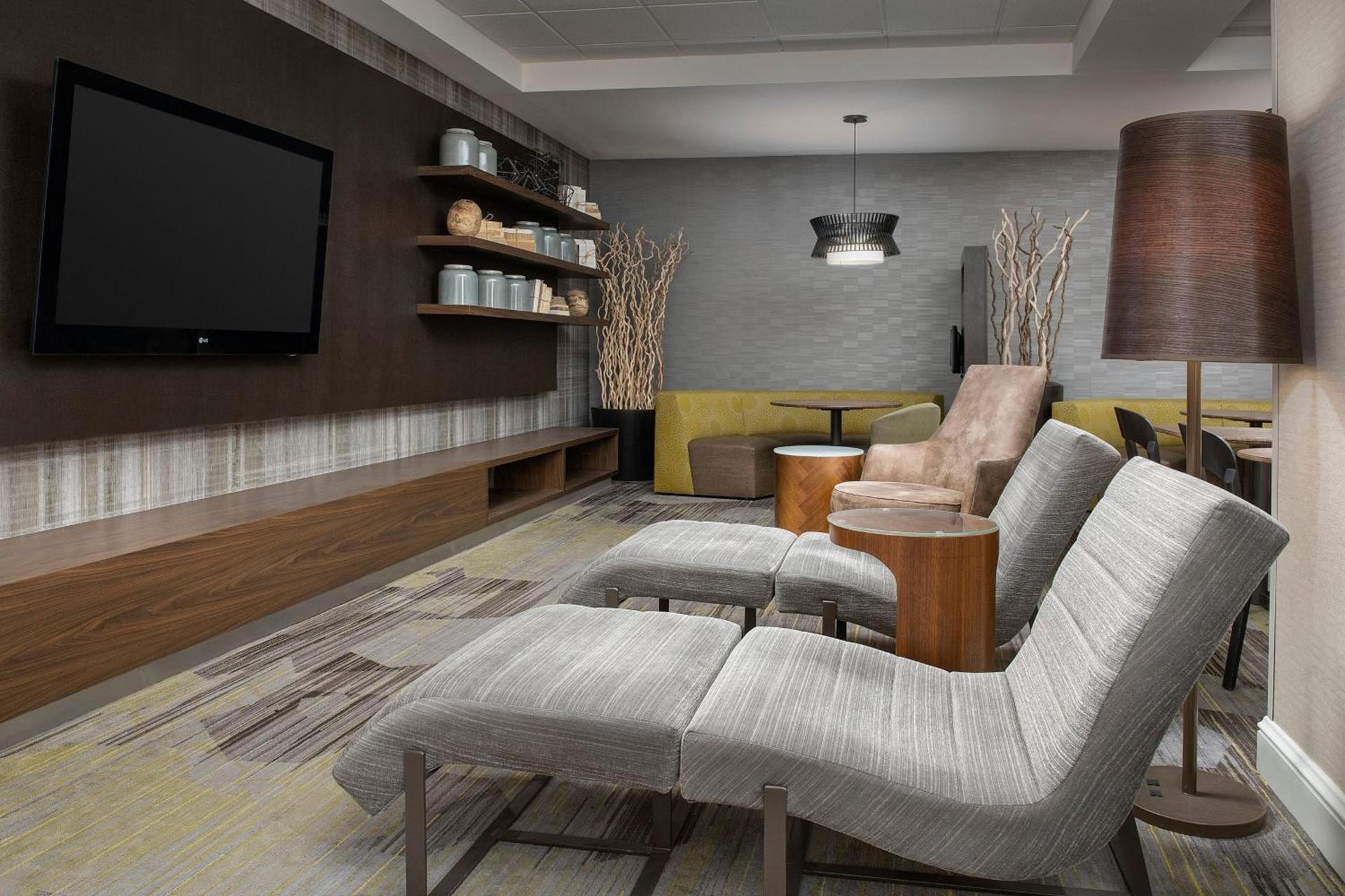 Courtyard by Marriott Portland Tigard photo 50