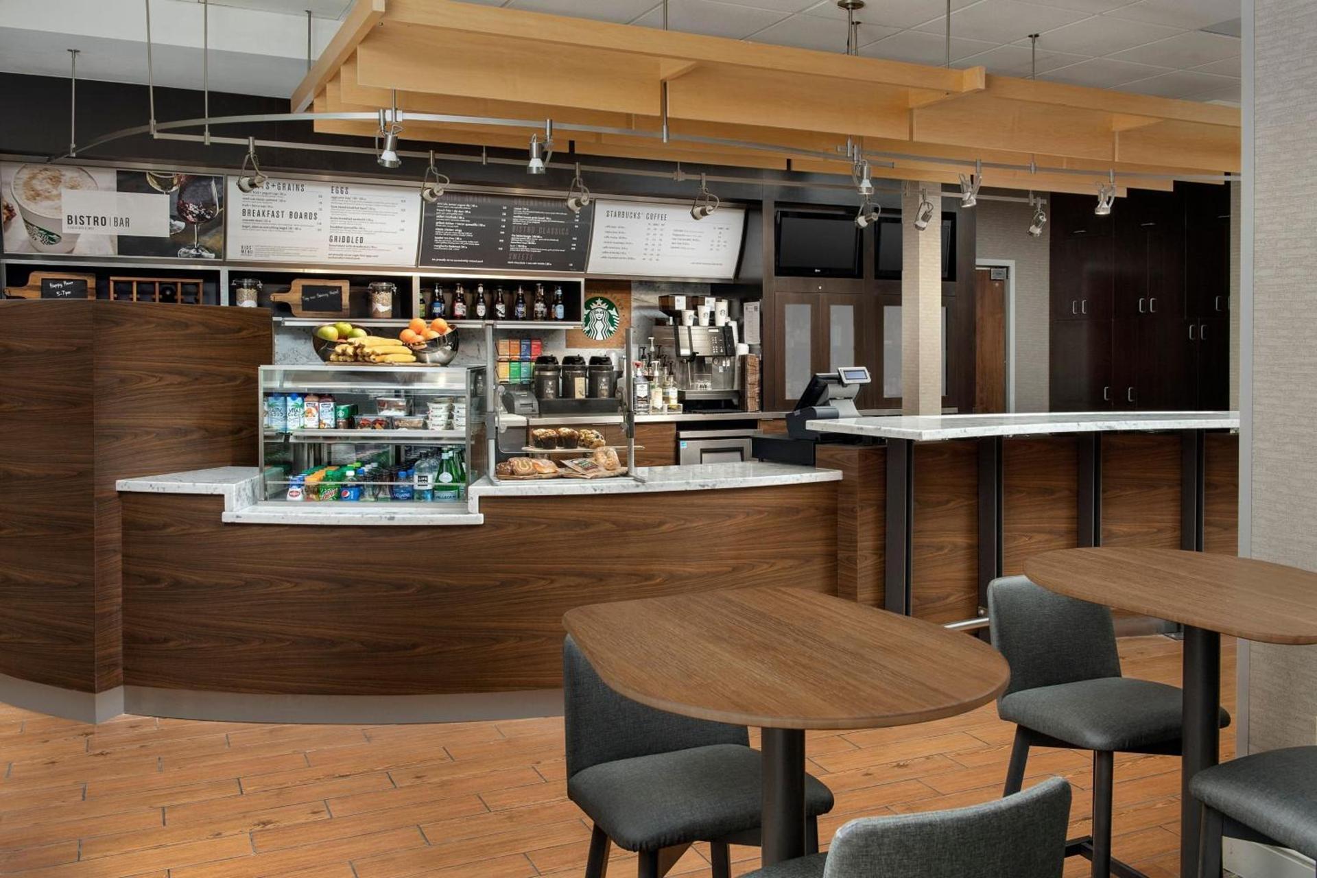 Courtyard by Marriott Portland Tigard photo 63