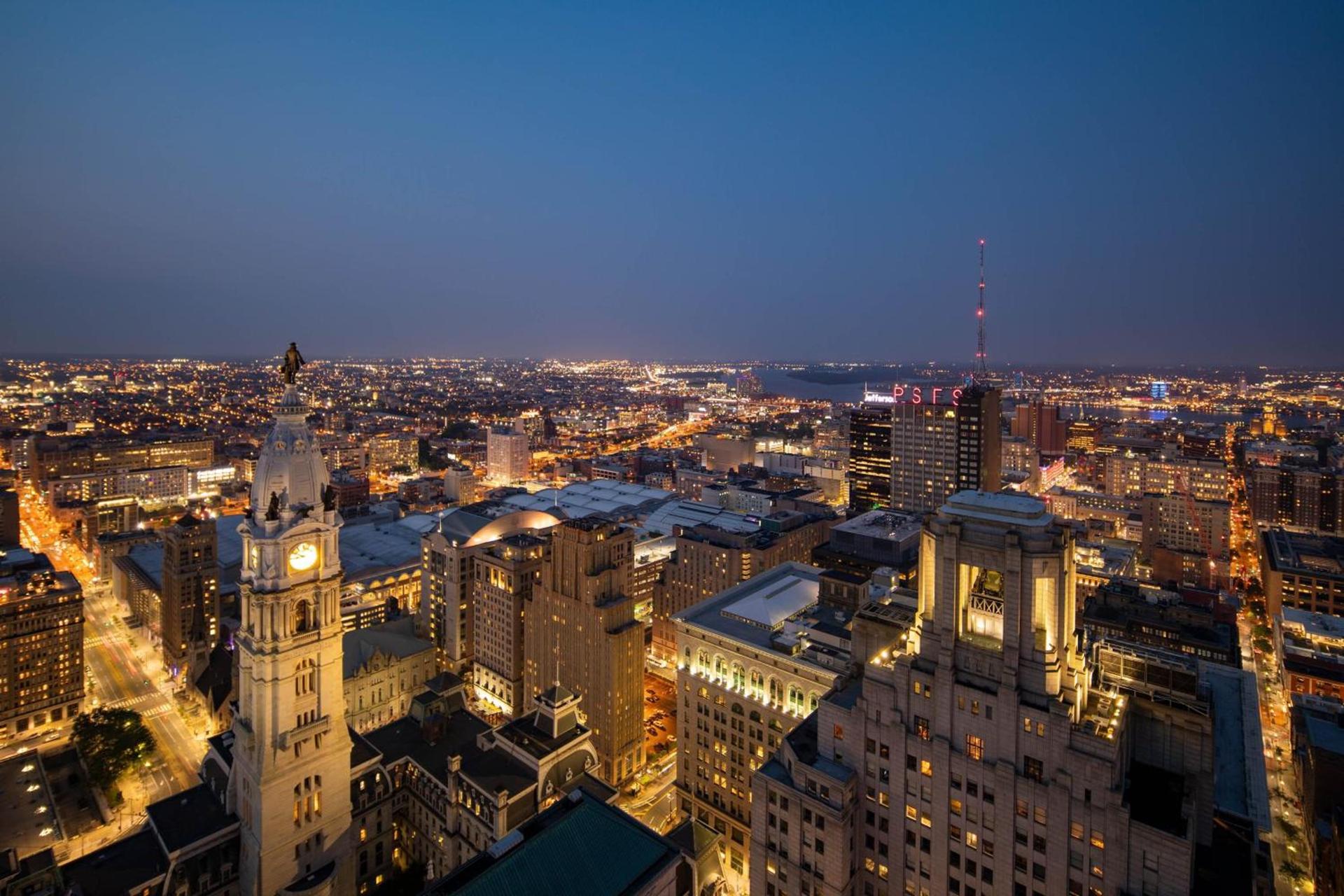 W Philadelphia photo 4