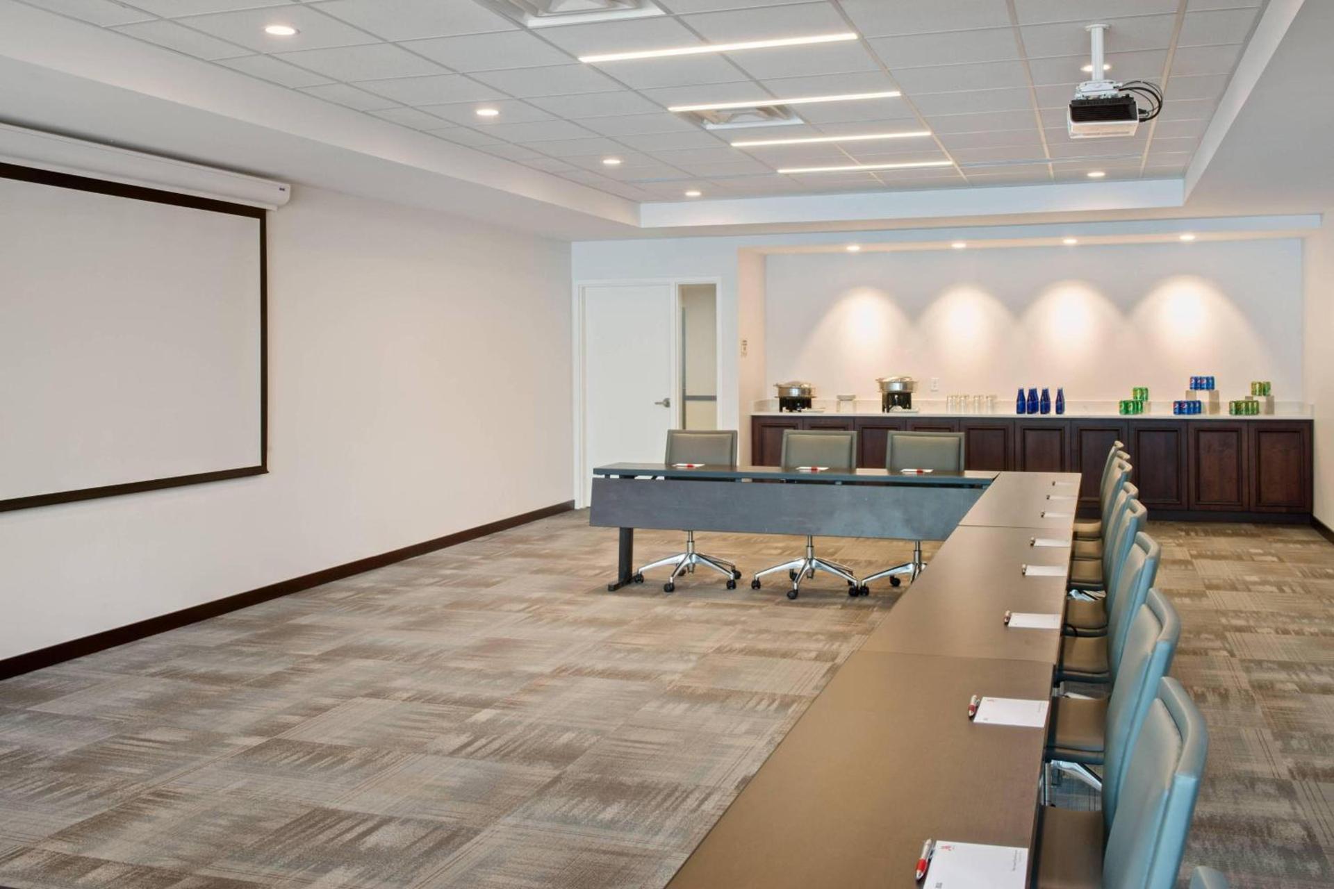 Marriott Syracuse Downtown photo 65