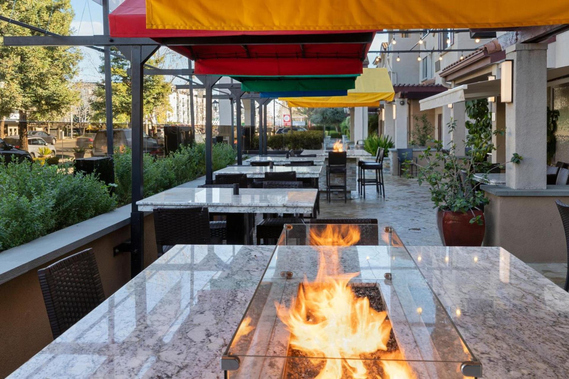 Courtyard Palo Alto Los Altos photo 33