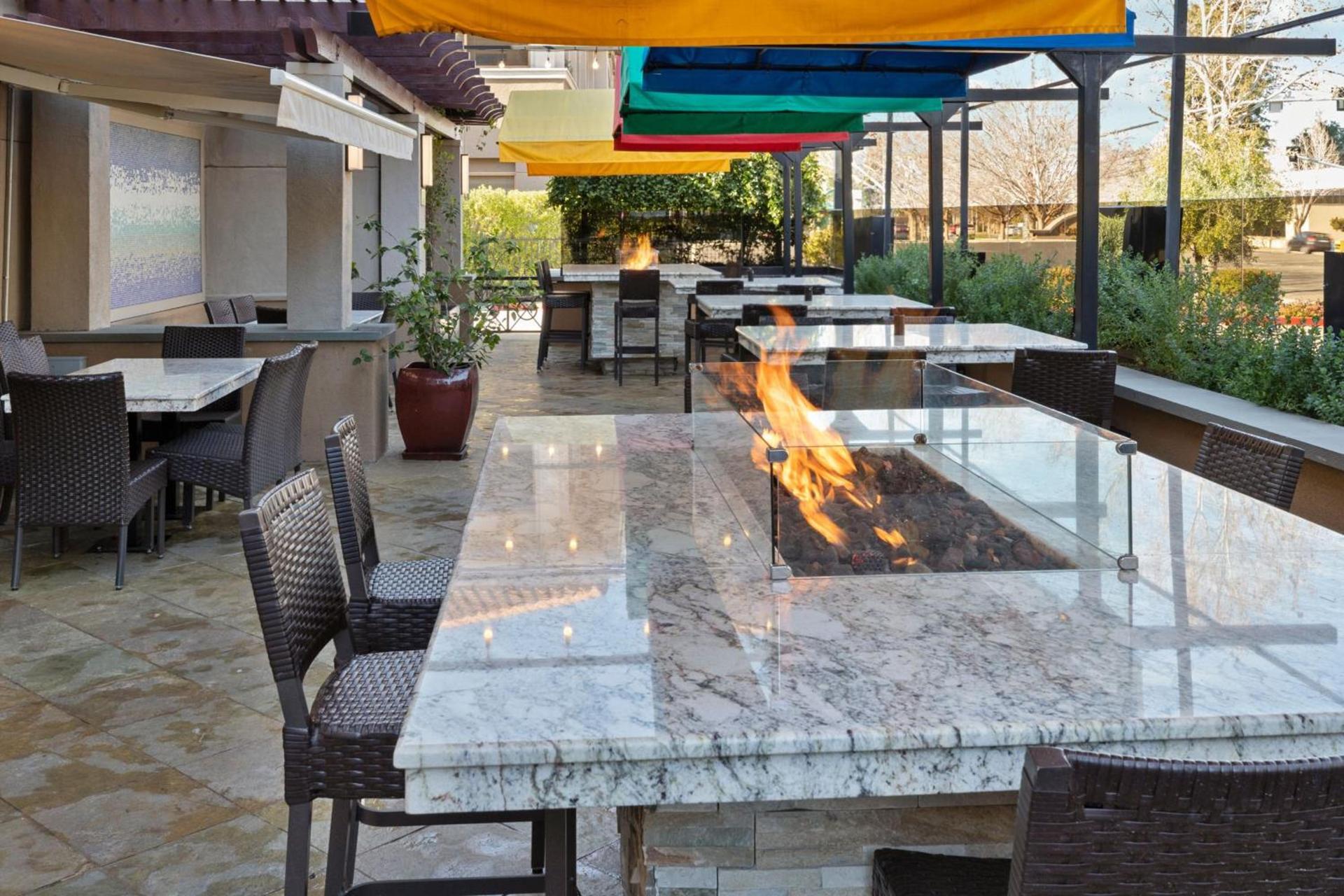 Courtyard Palo Alto Los Altos photo 32