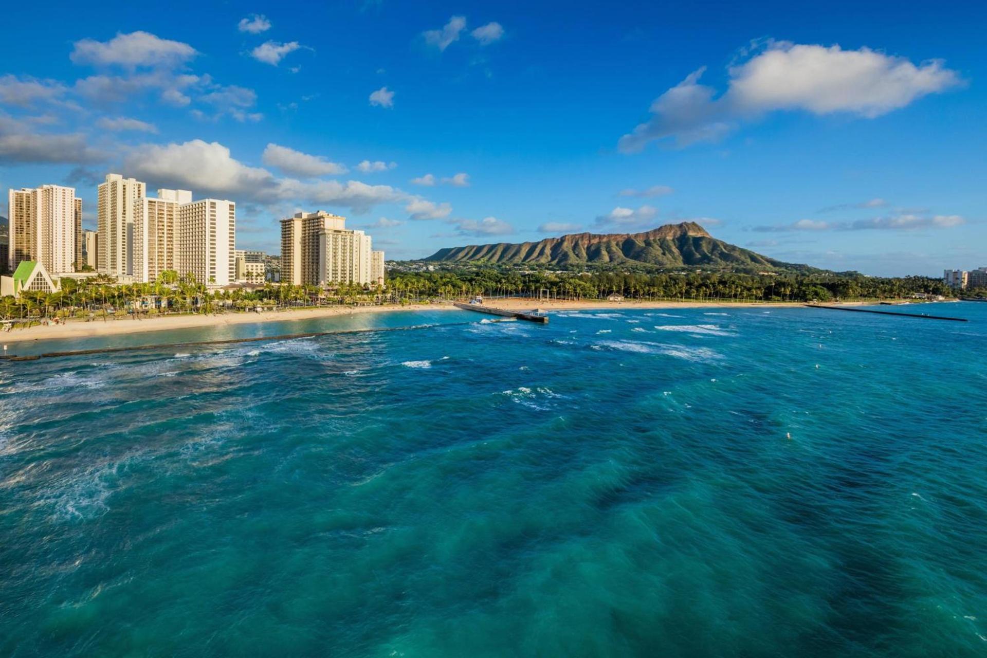 Waikiki Beach Marriott Resort & Spa photo 3