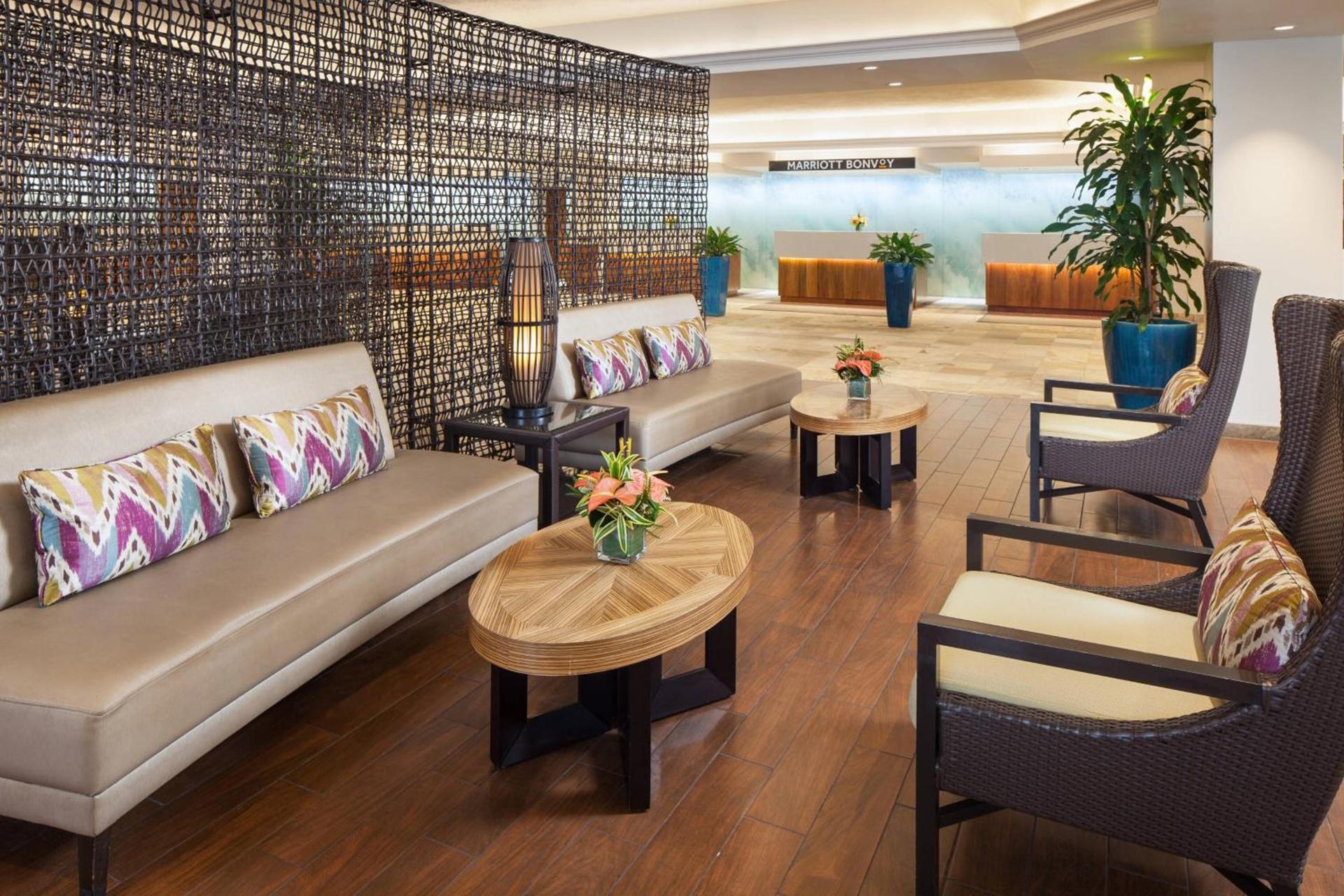 Waikiki Beach Marriott Resort & Spa photo 10