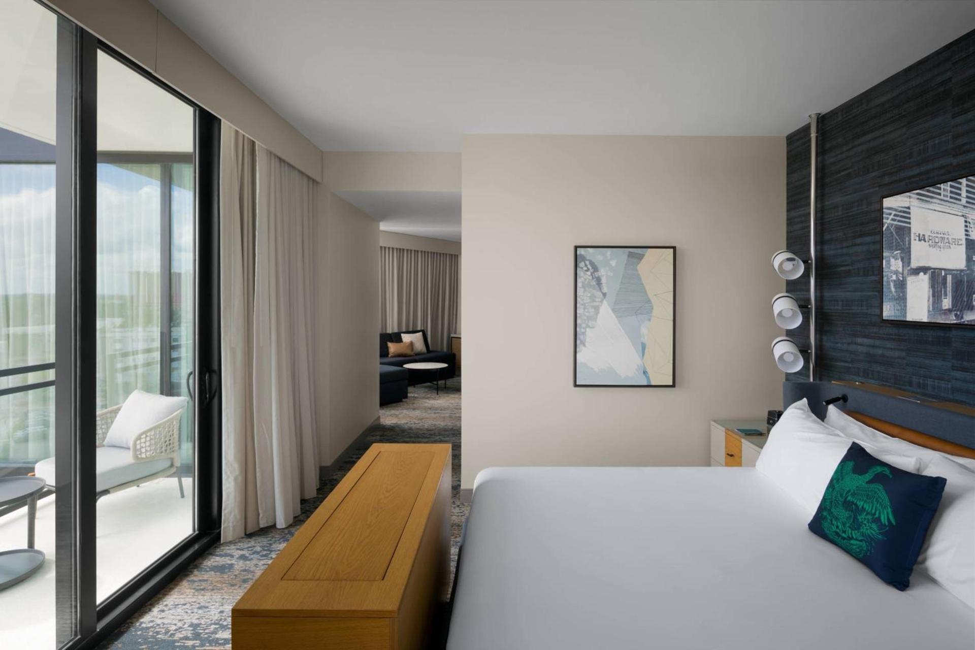 Luminary Hotel & Co., Autograph Collection photo 27