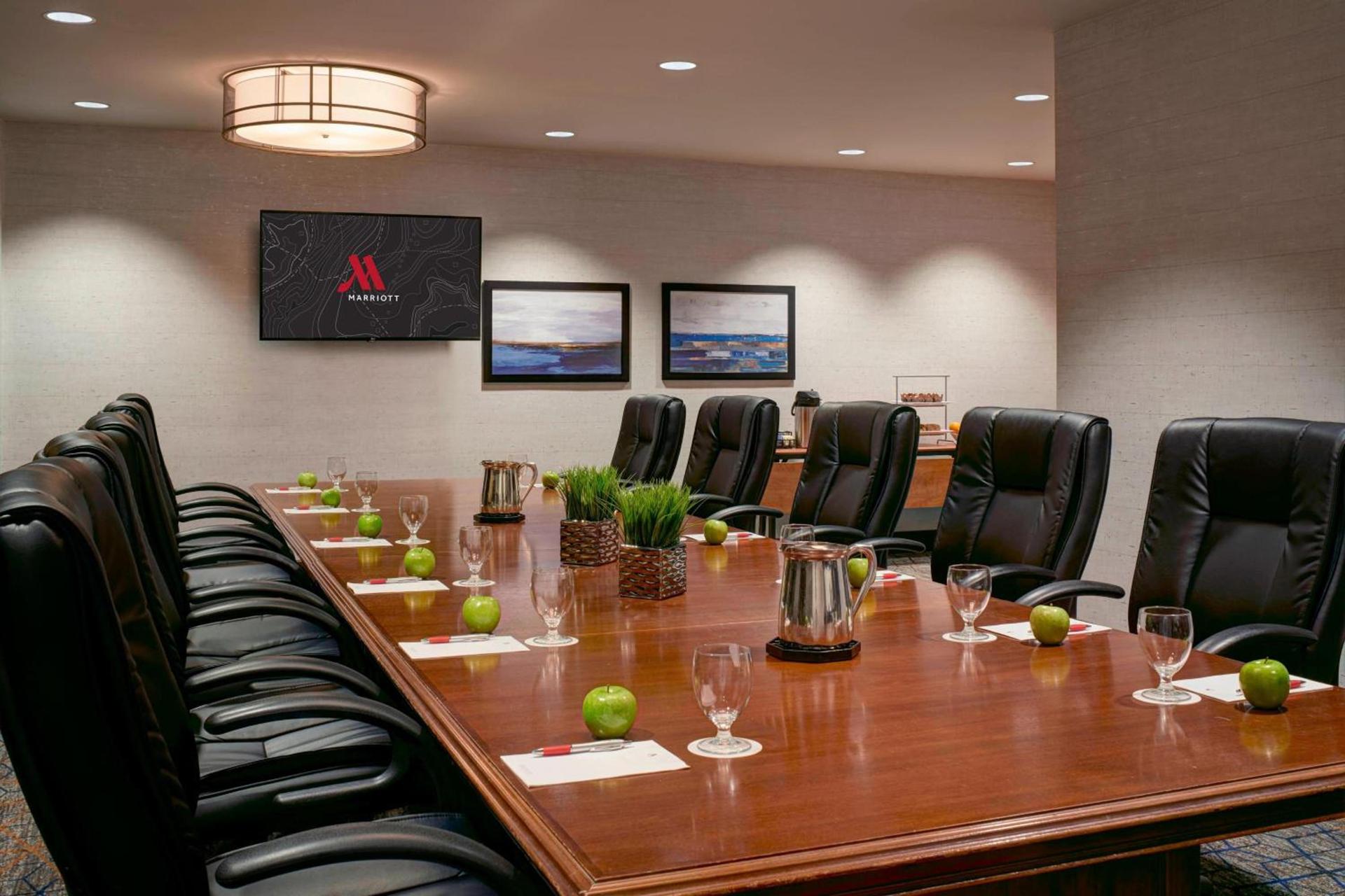 Kansas City Airport Marriott photo 62