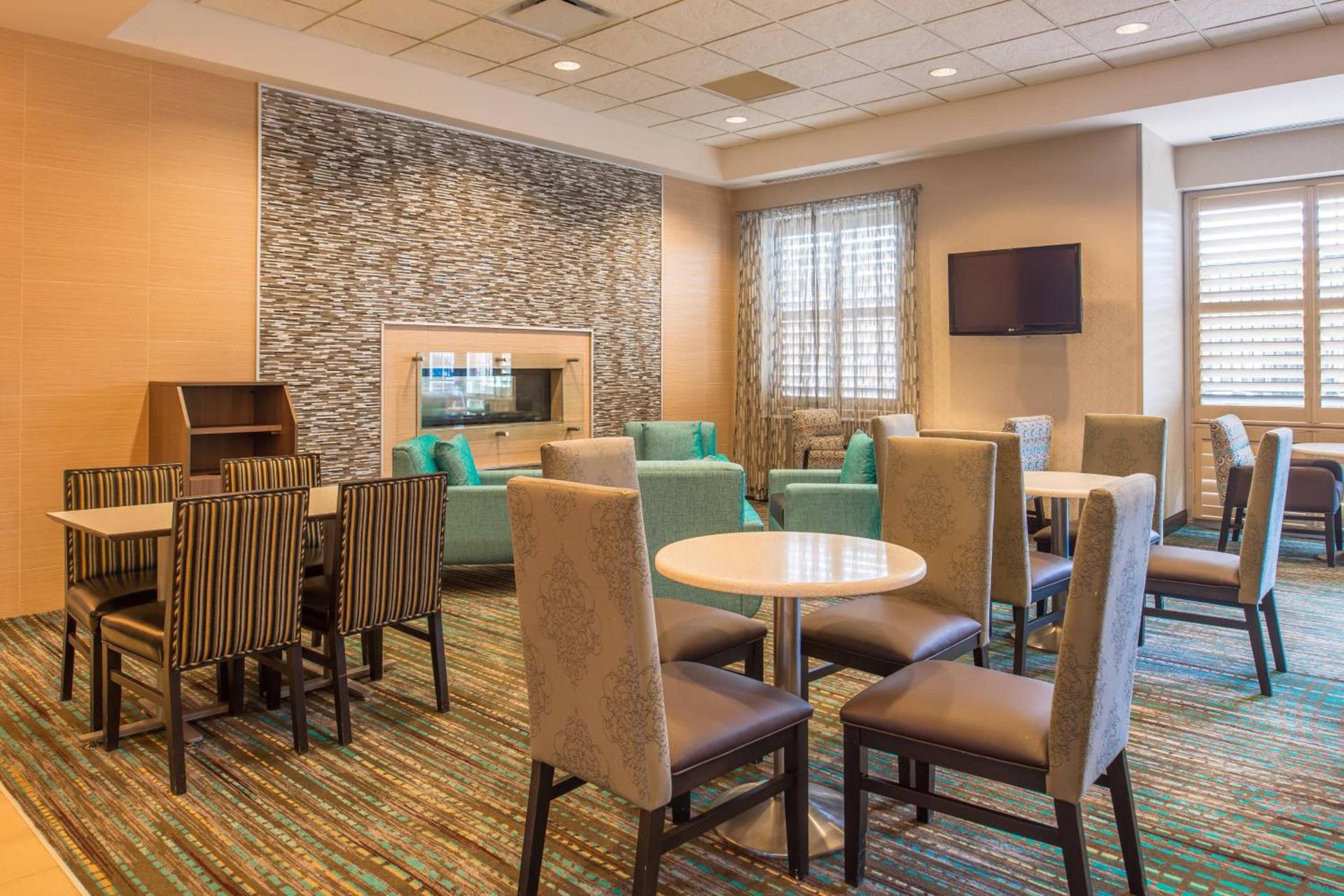 Residence Inn Pittsburgh North Shore photo 50