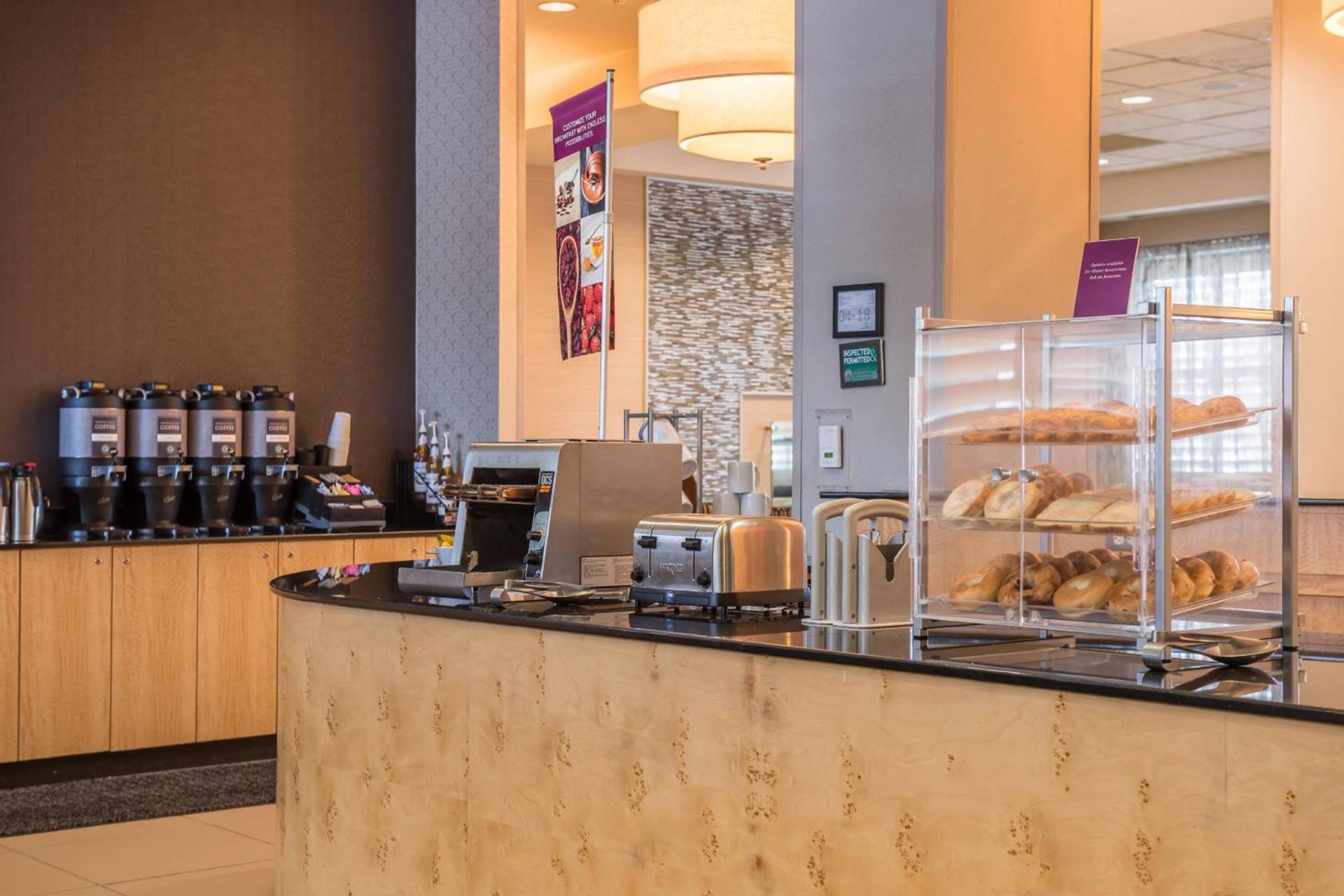 Residence Inn Pittsburgh North Shore photo 53
