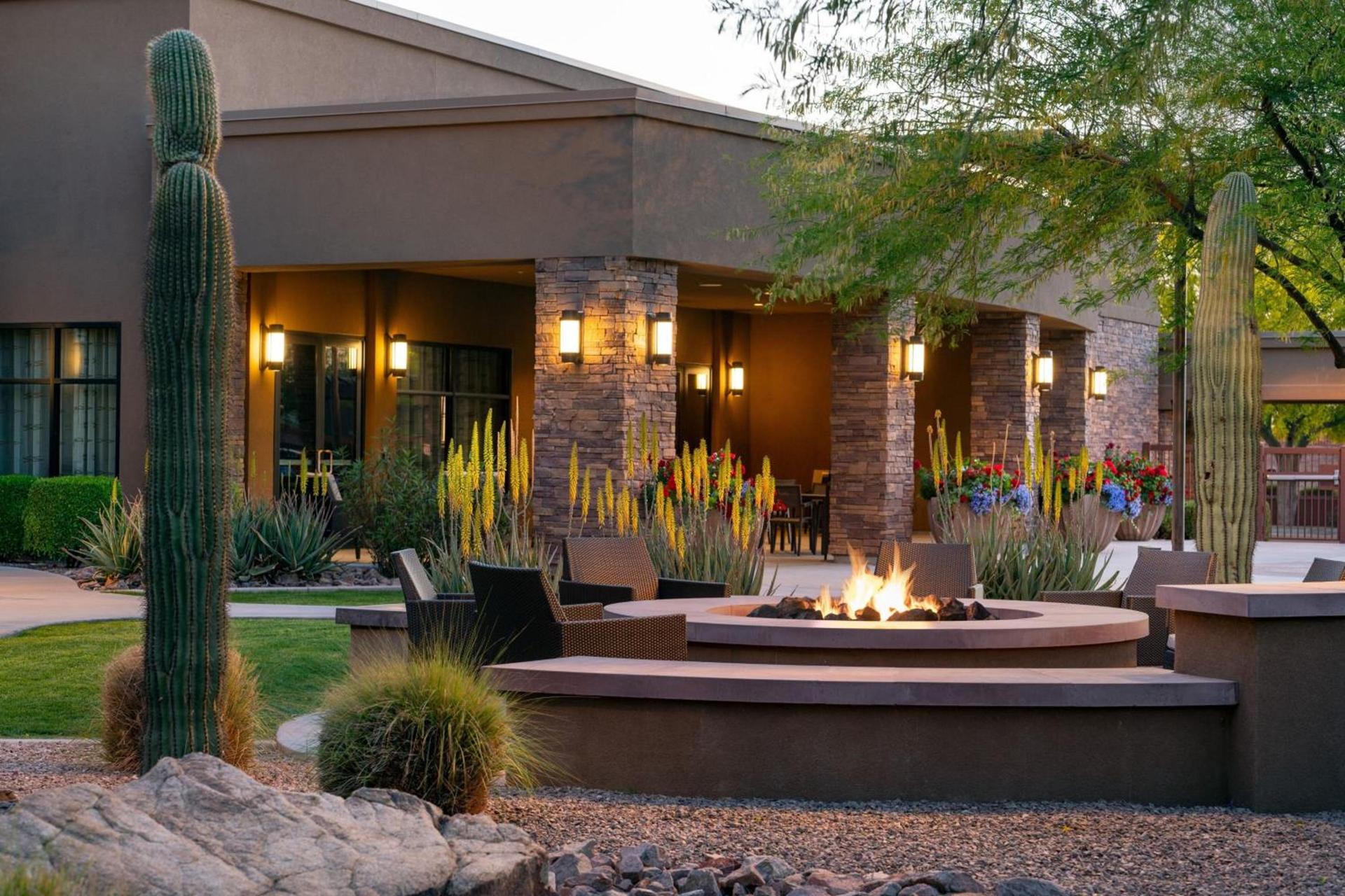 Courtyard by Marriott Scottsdale Salt River photo 40