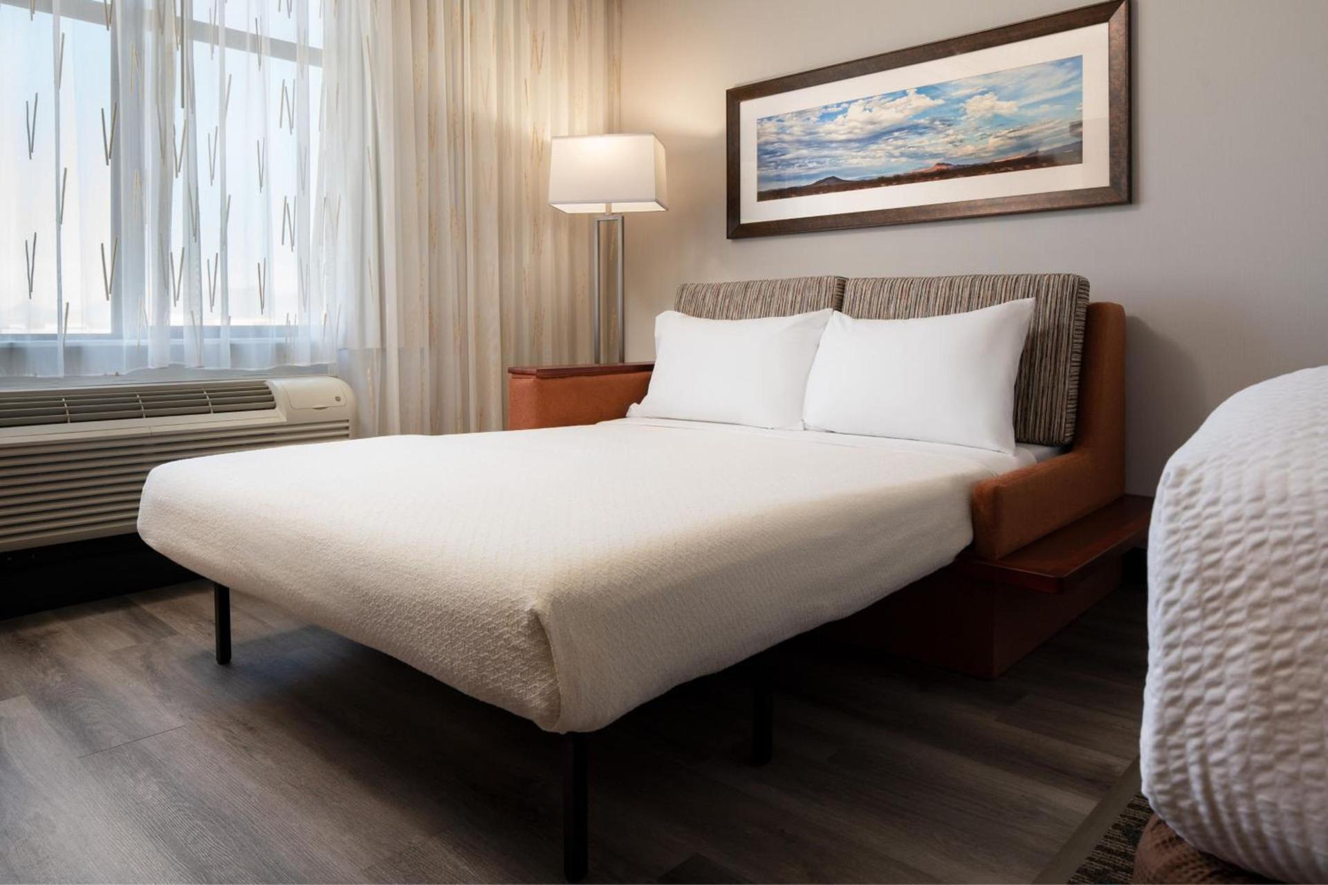 Courtyard by Marriott Scottsdale Salt River photo 16