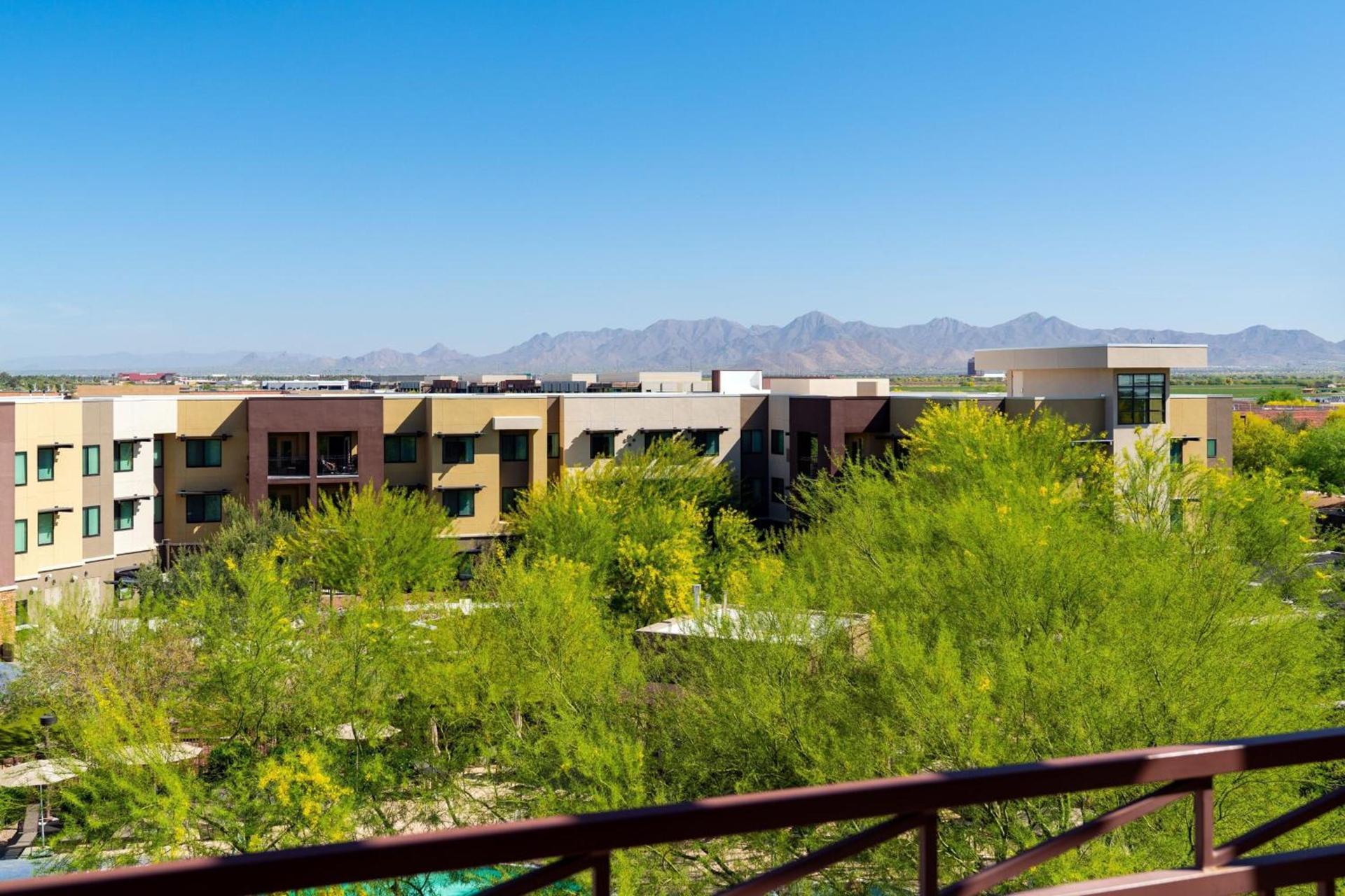 Courtyard by Marriott Scottsdale Salt River photo 11