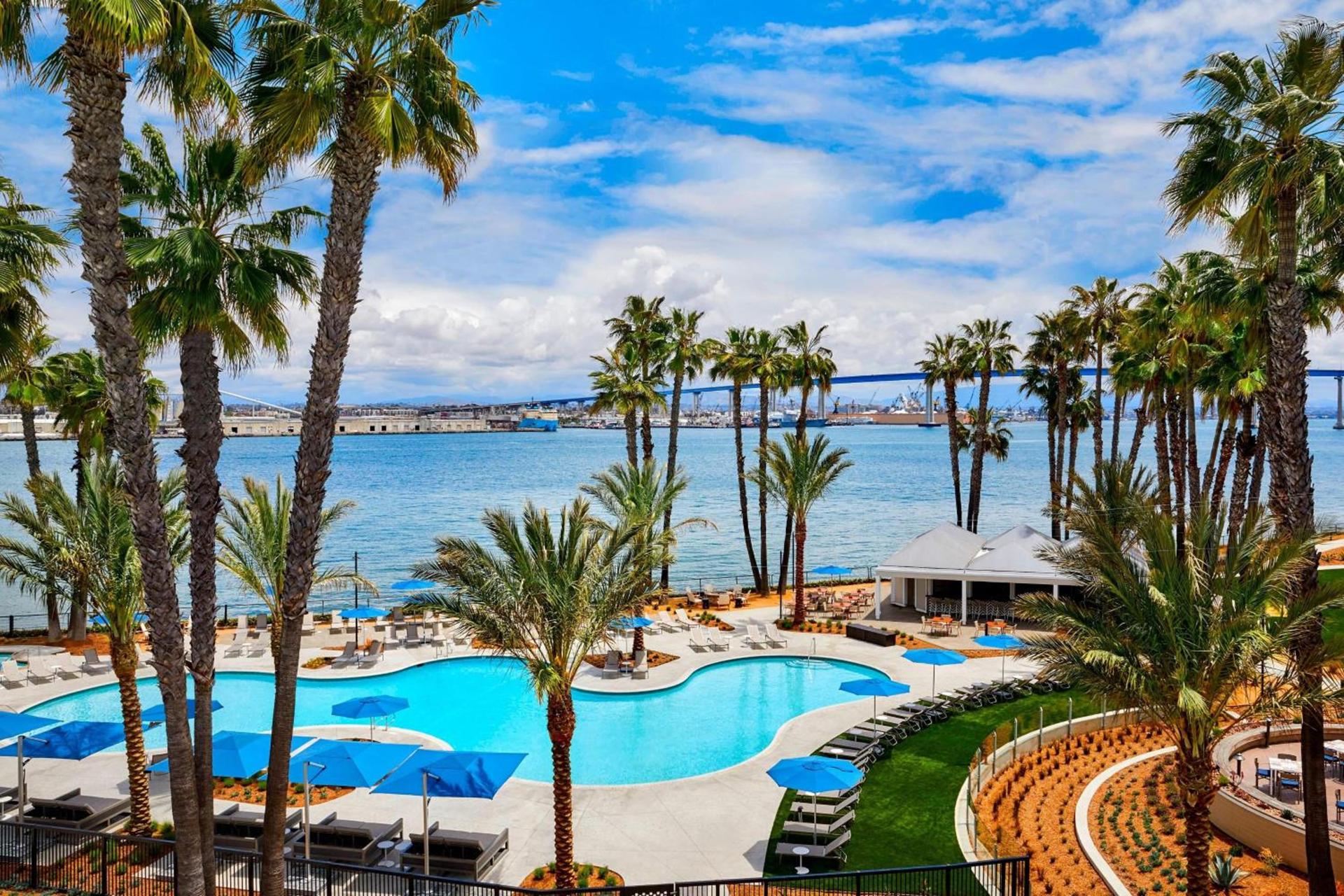 Coronado Island Marriott Resort & Spa photo 2