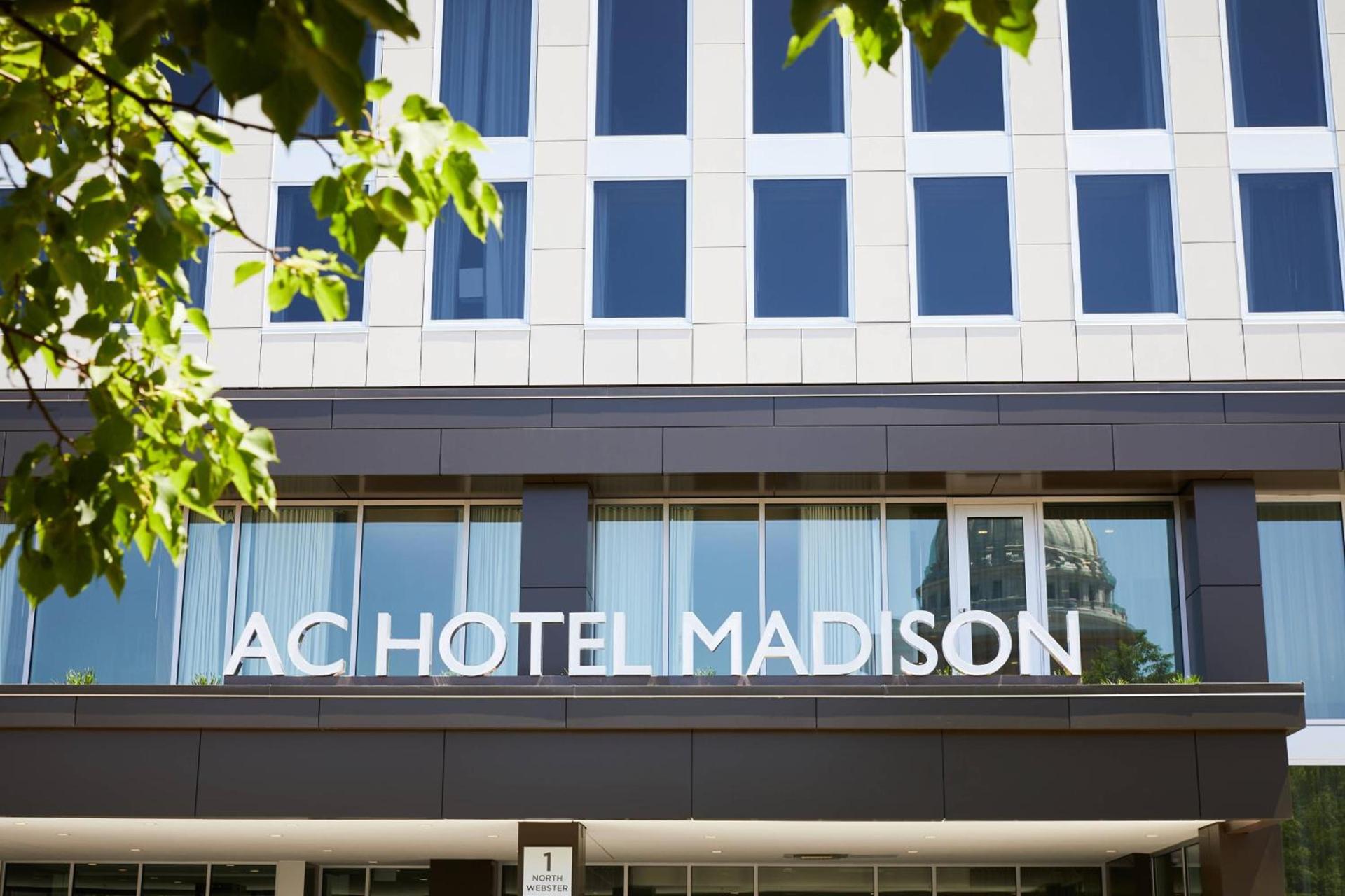 AC Hotel by Marriott Madison Downtown photo 2