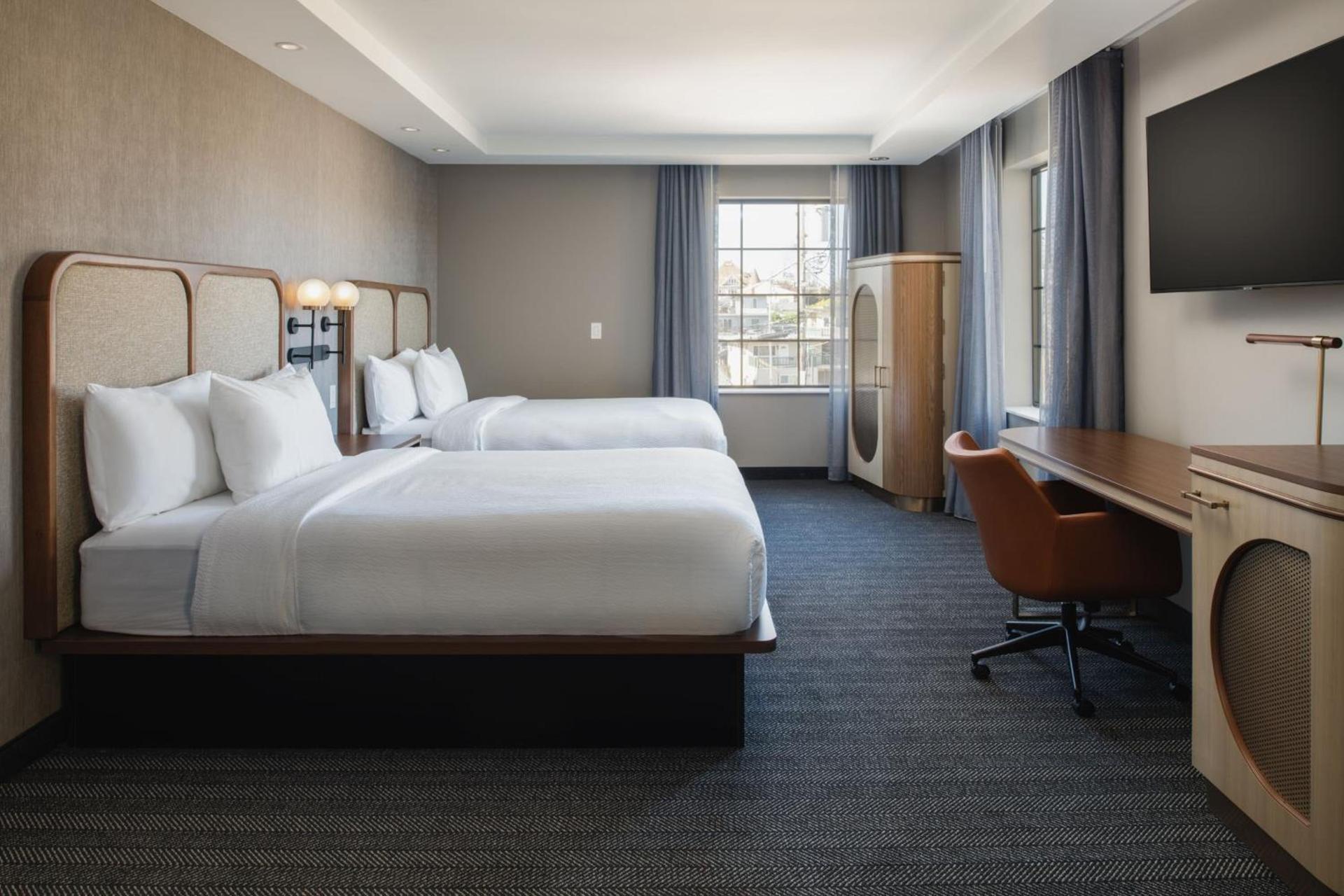 Courtyard by Marriott Santa Cruz photo 9