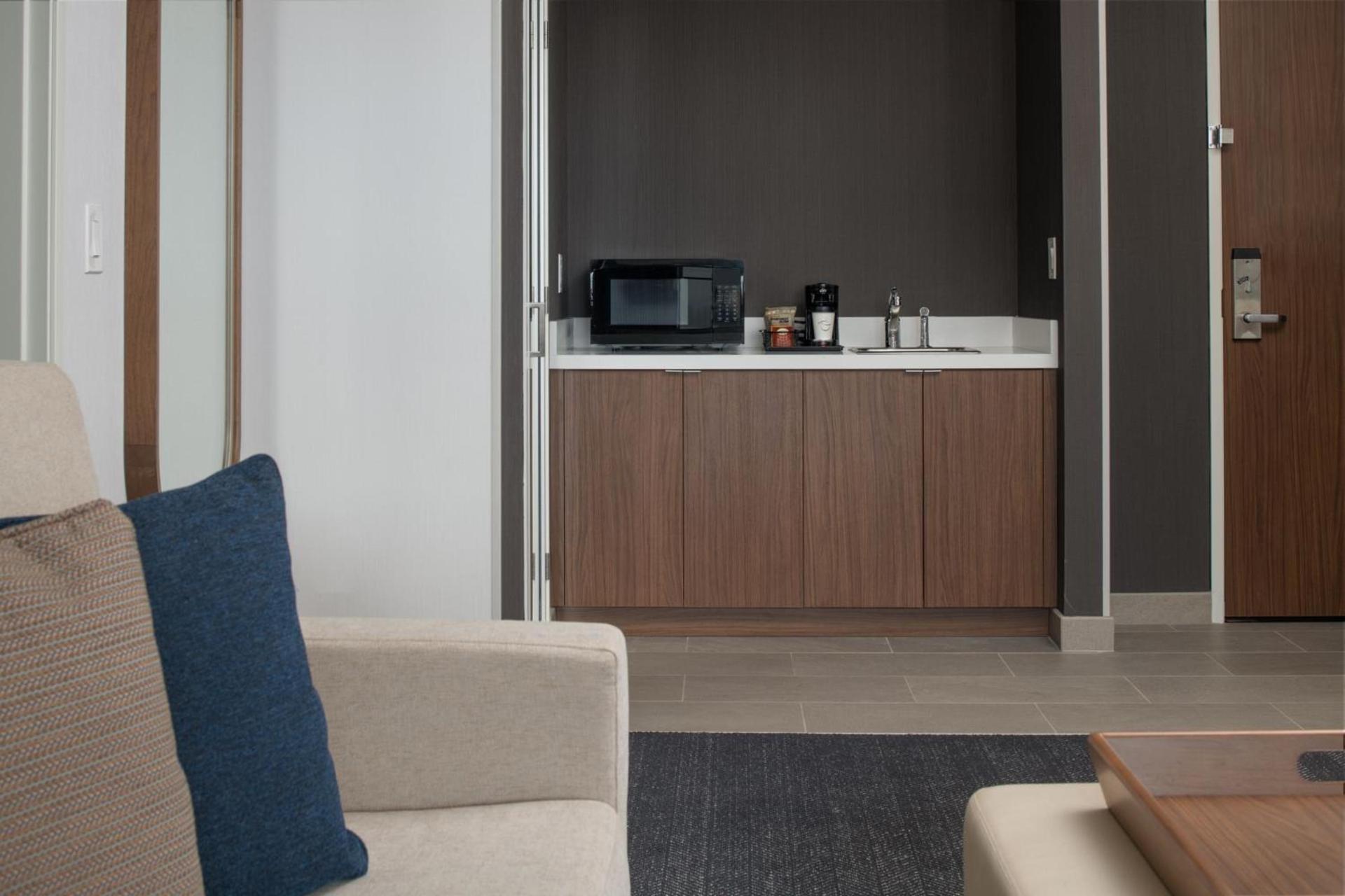 Courtyard by Marriott Santa Cruz photo 23