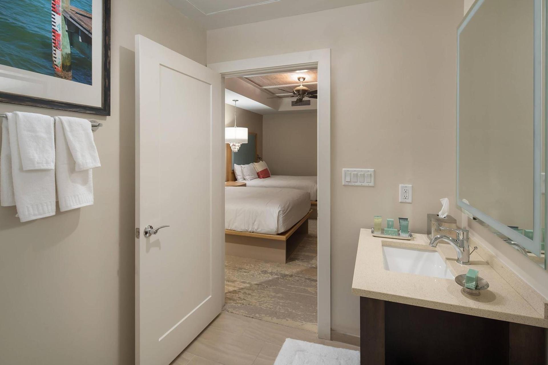 Waterline Villas & Marina, Autograph Collection photo 34