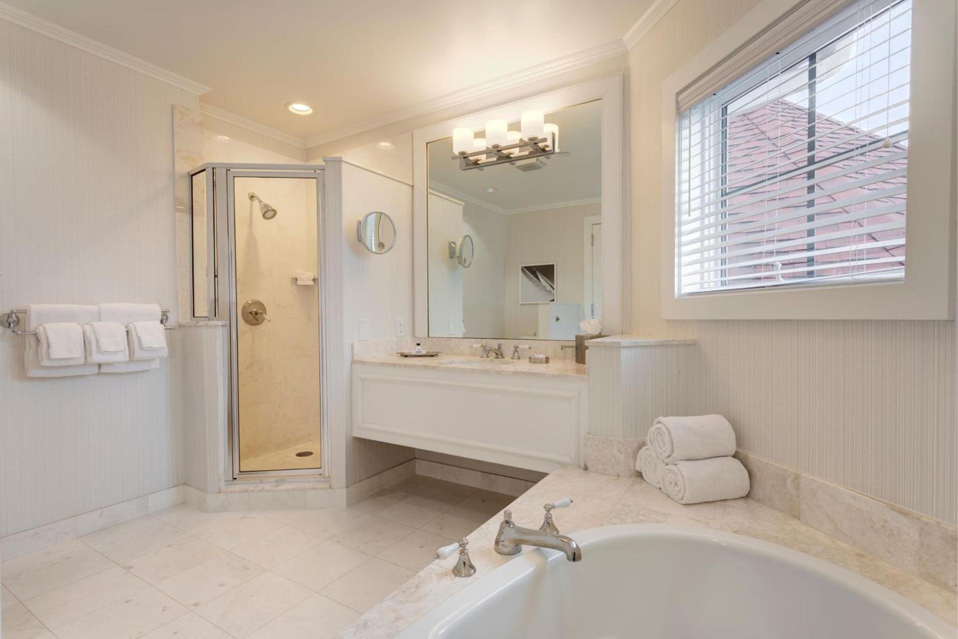 Inn at Bay Harbor photo 95
