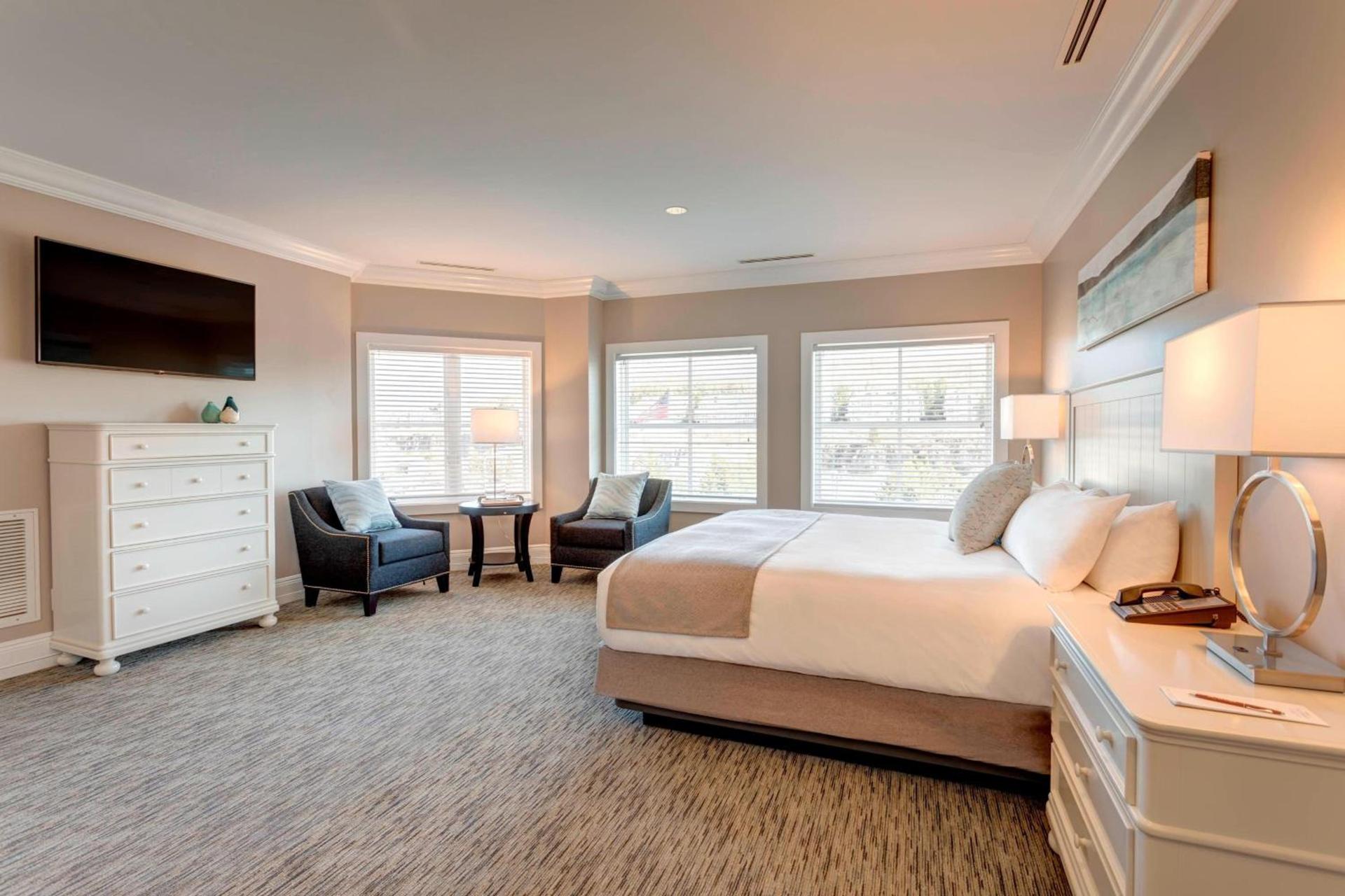 Inn at Bay Harbor photo 34