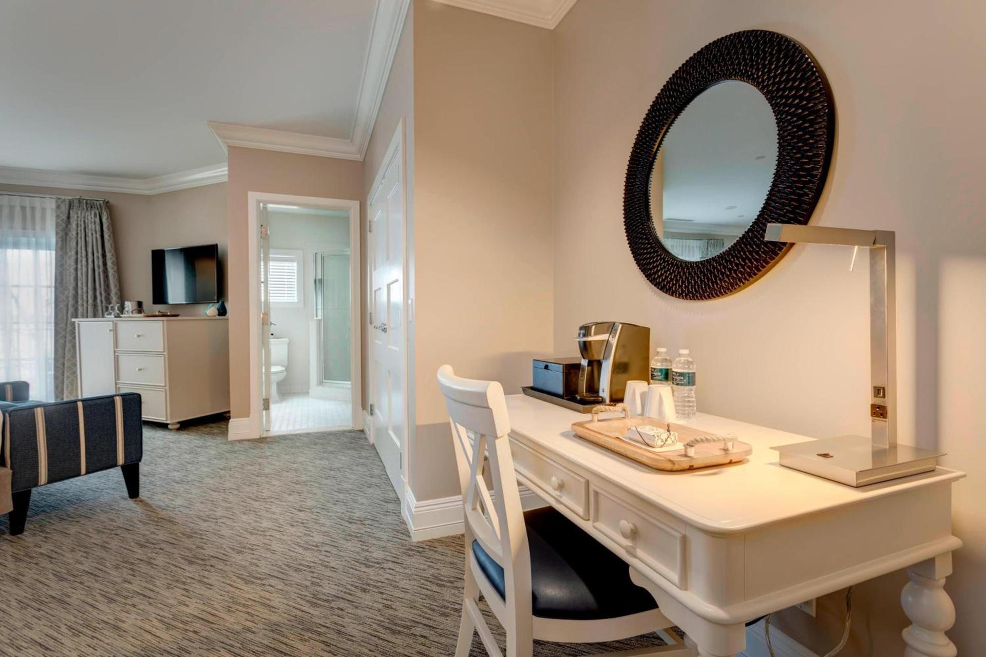 Inn at Bay Harbor photo 29