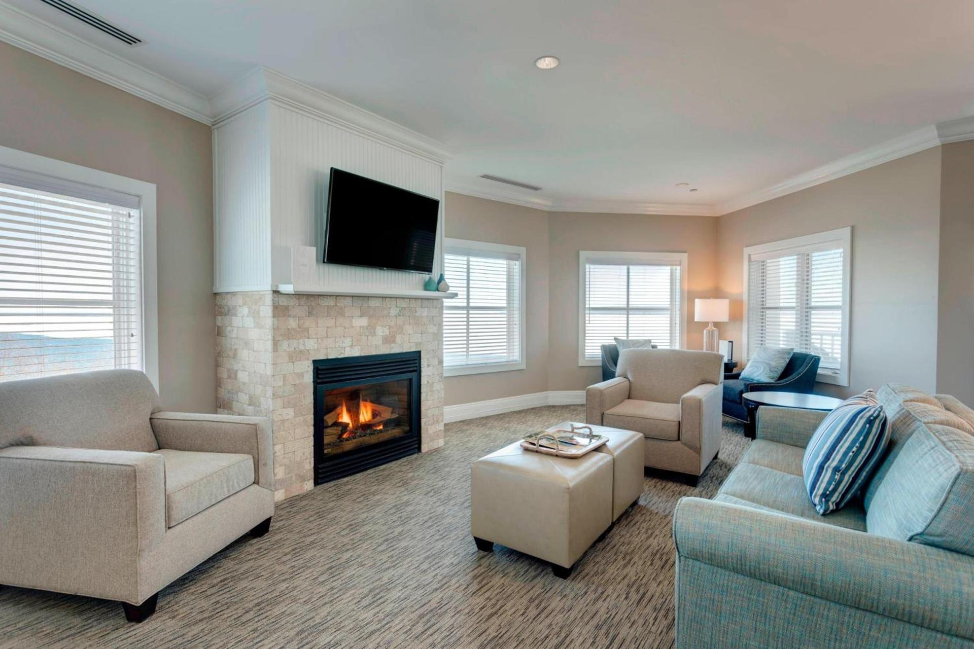 Inn at Bay Harbor photo 61