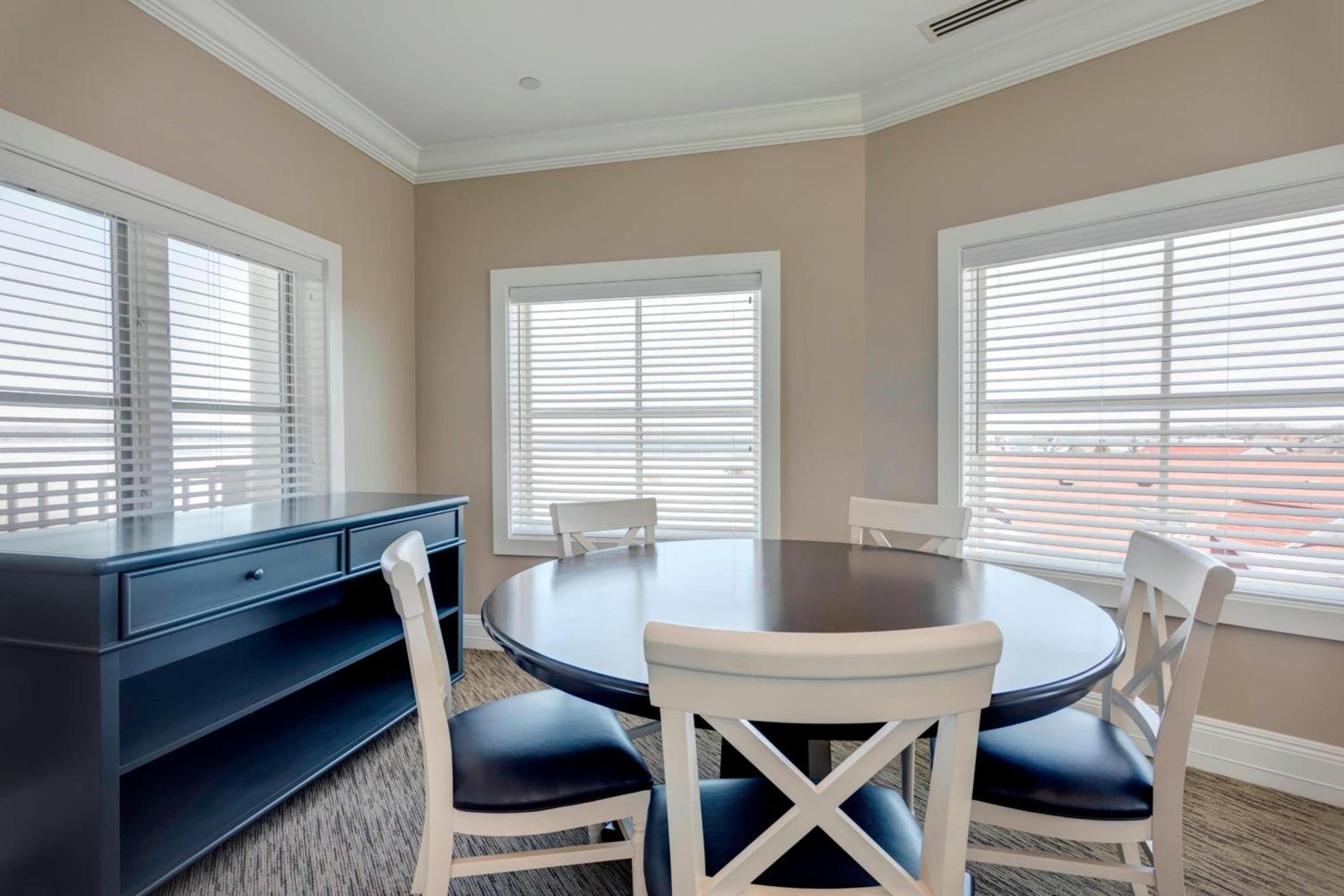 Inn at Bay Harbor photo 63