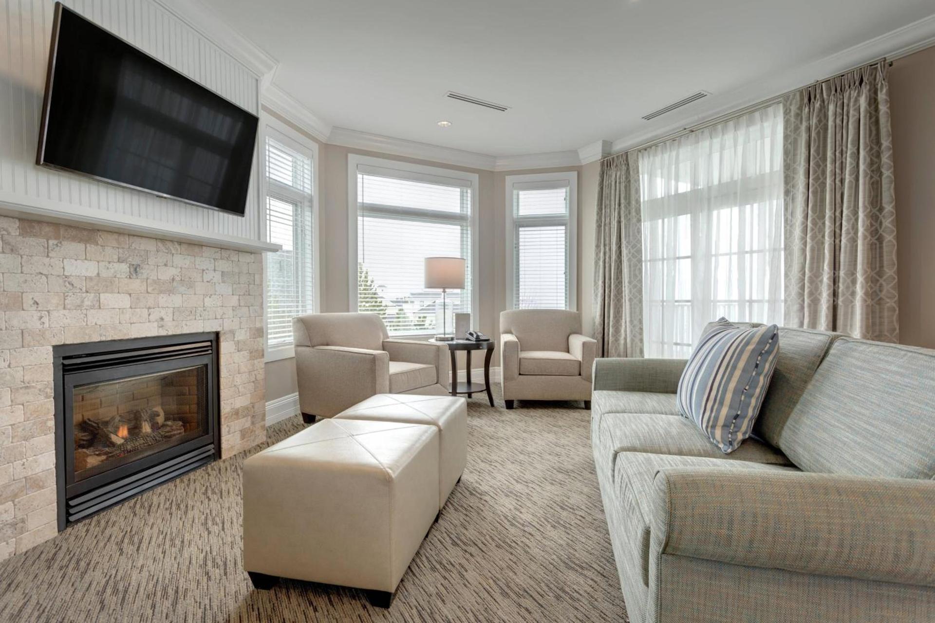 Inn at Bay Harbor photo 72