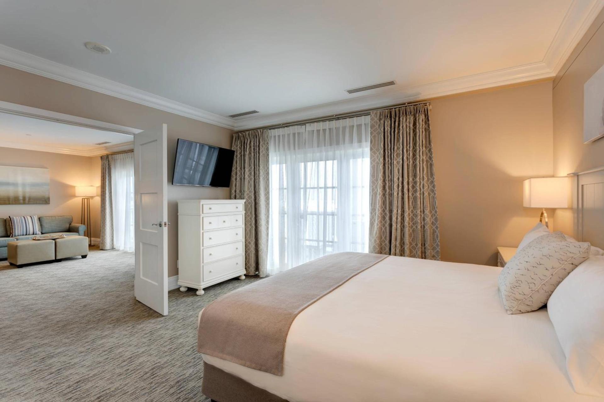 Inn at Bay Harbor photo 82