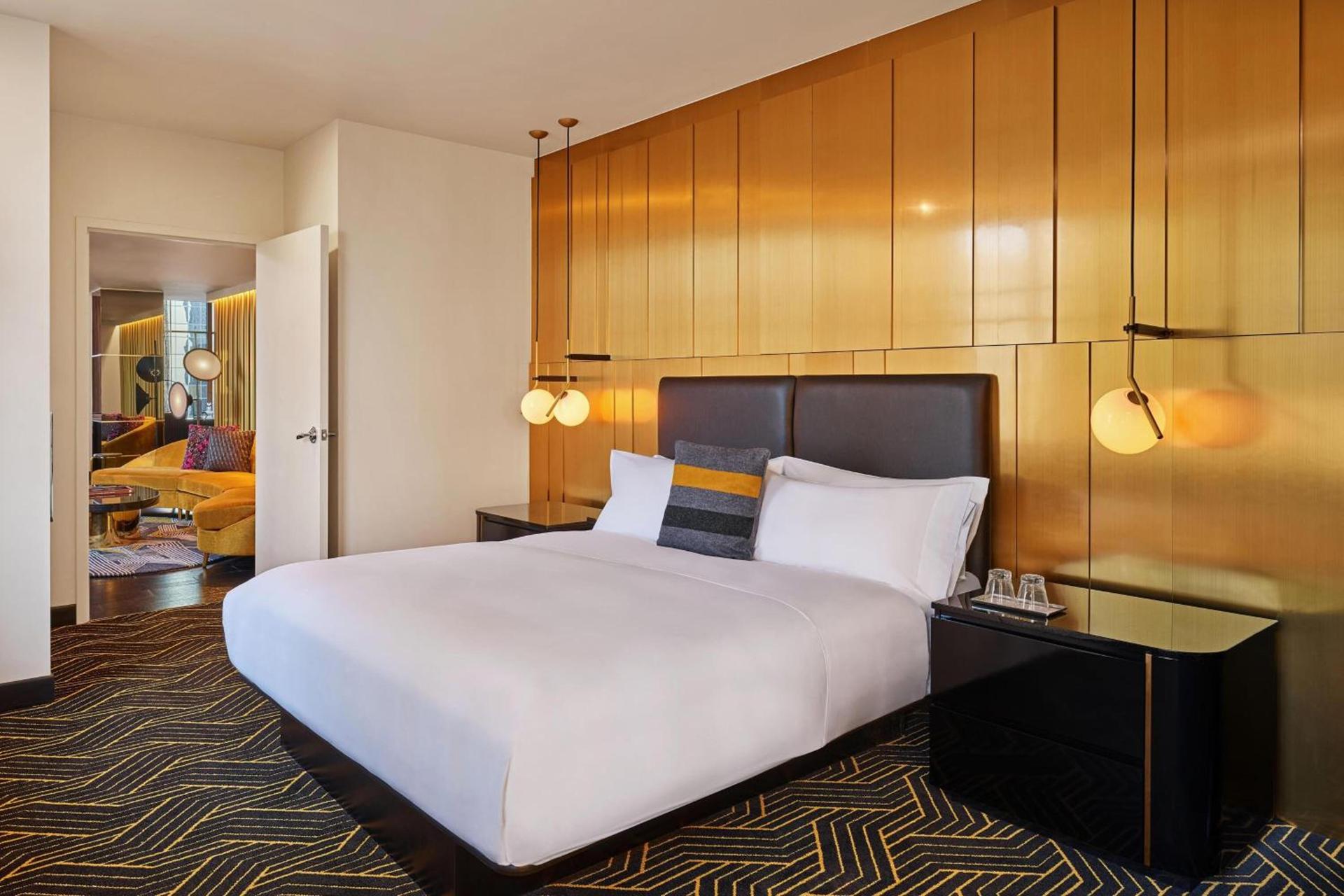 W Minneapolis - The Foshay photo 24