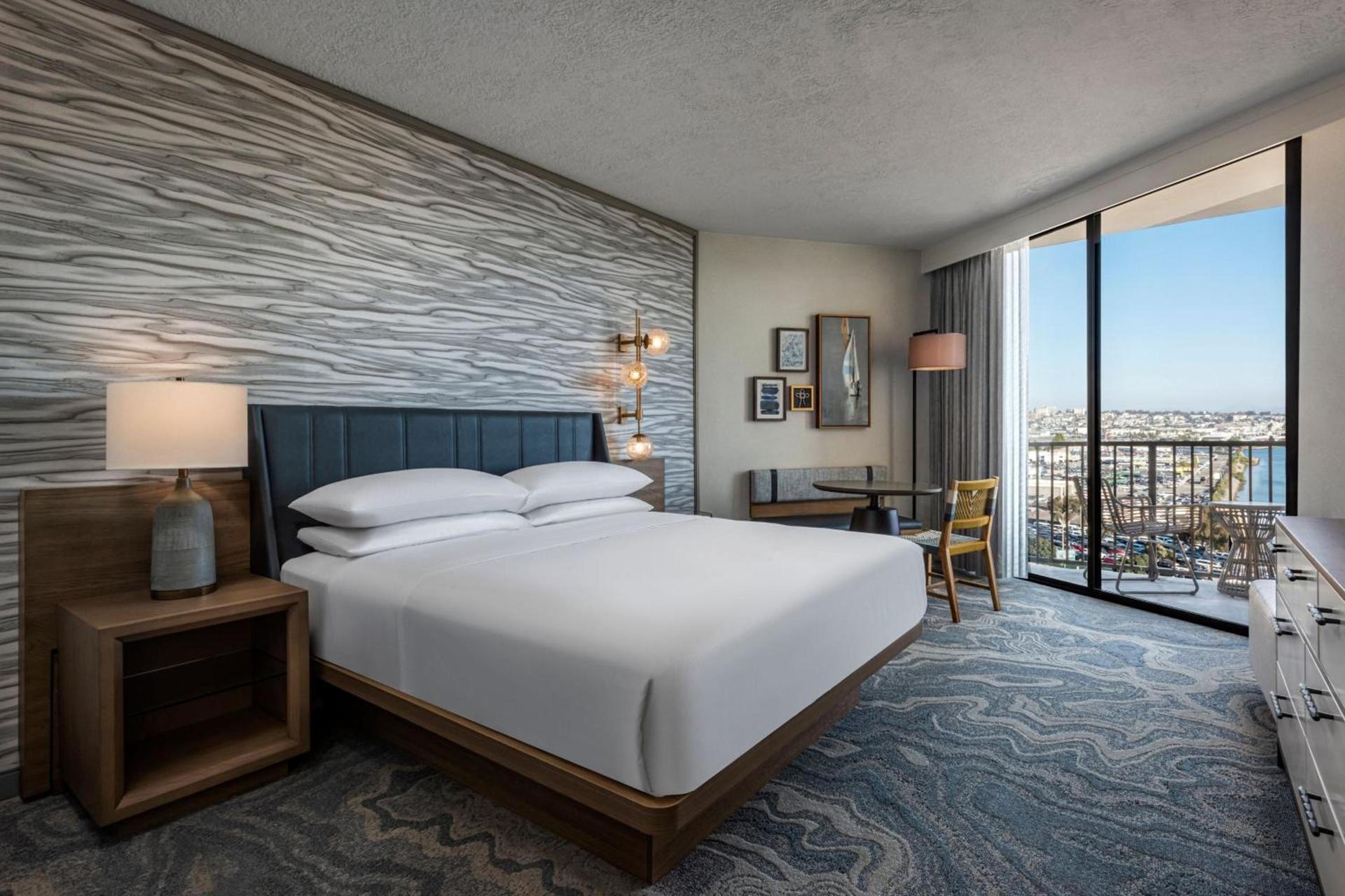 Sheraton San Diego Resort photo 95