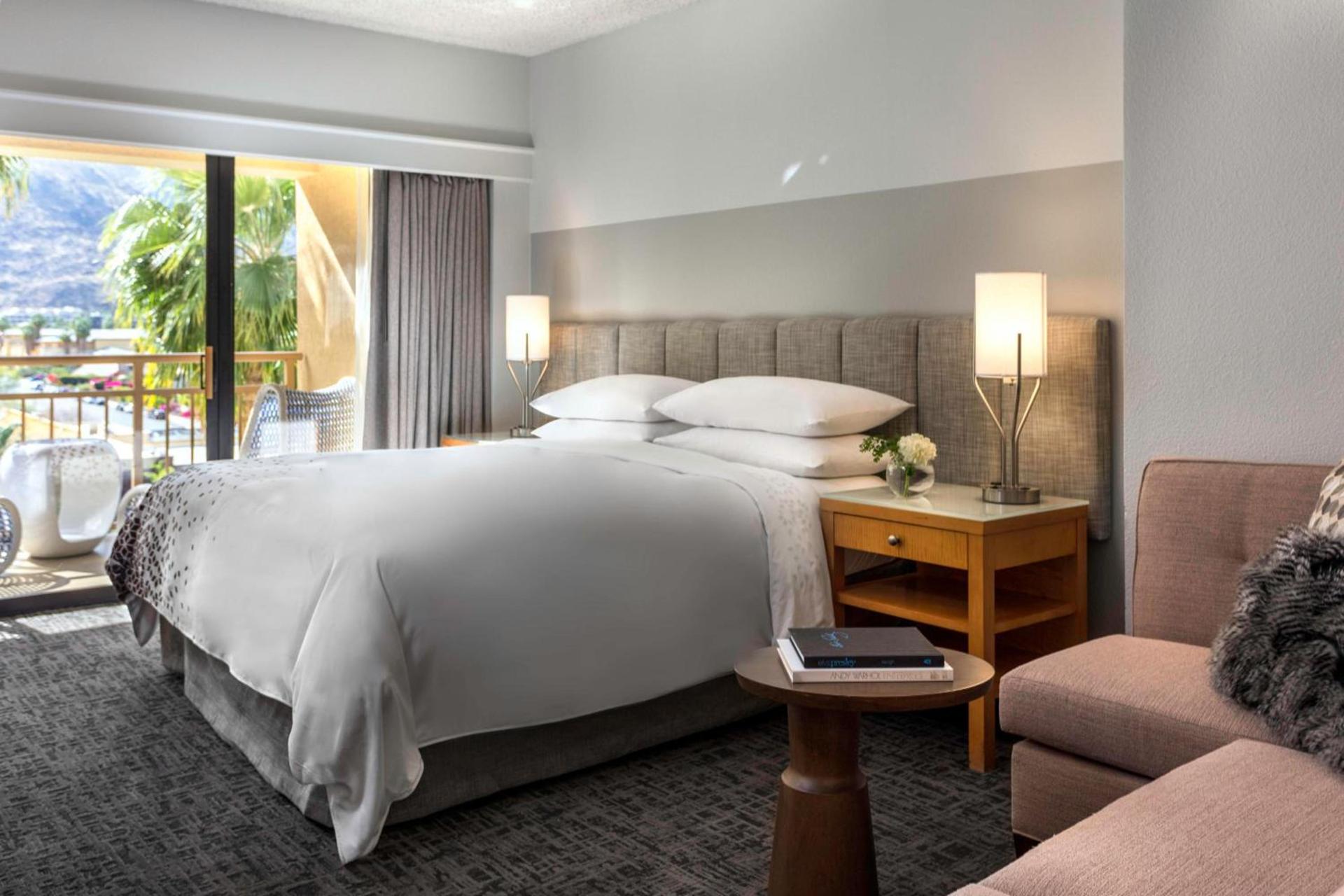 Renaissance Palm Springs Hotel photo 32