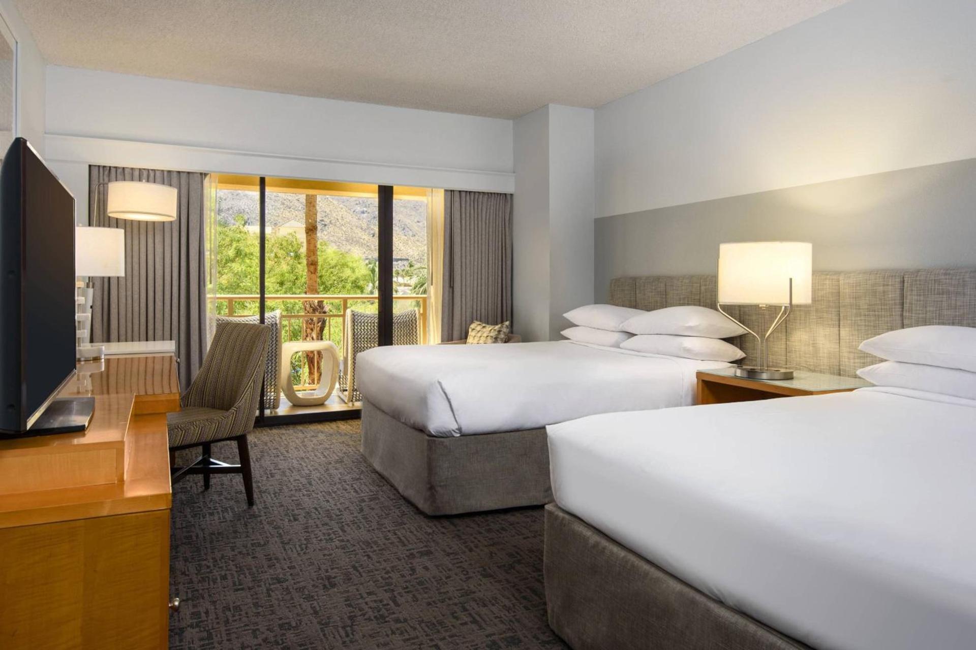 Renaissance Palm Springs Hotel photo 11