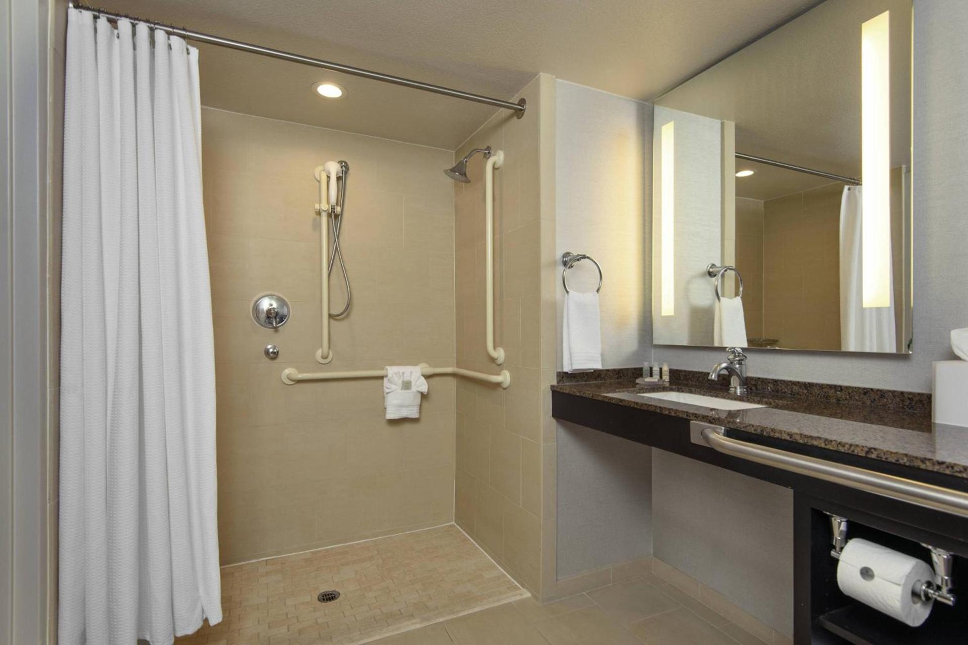 Renaissance Palm Springs Hotel photo 30