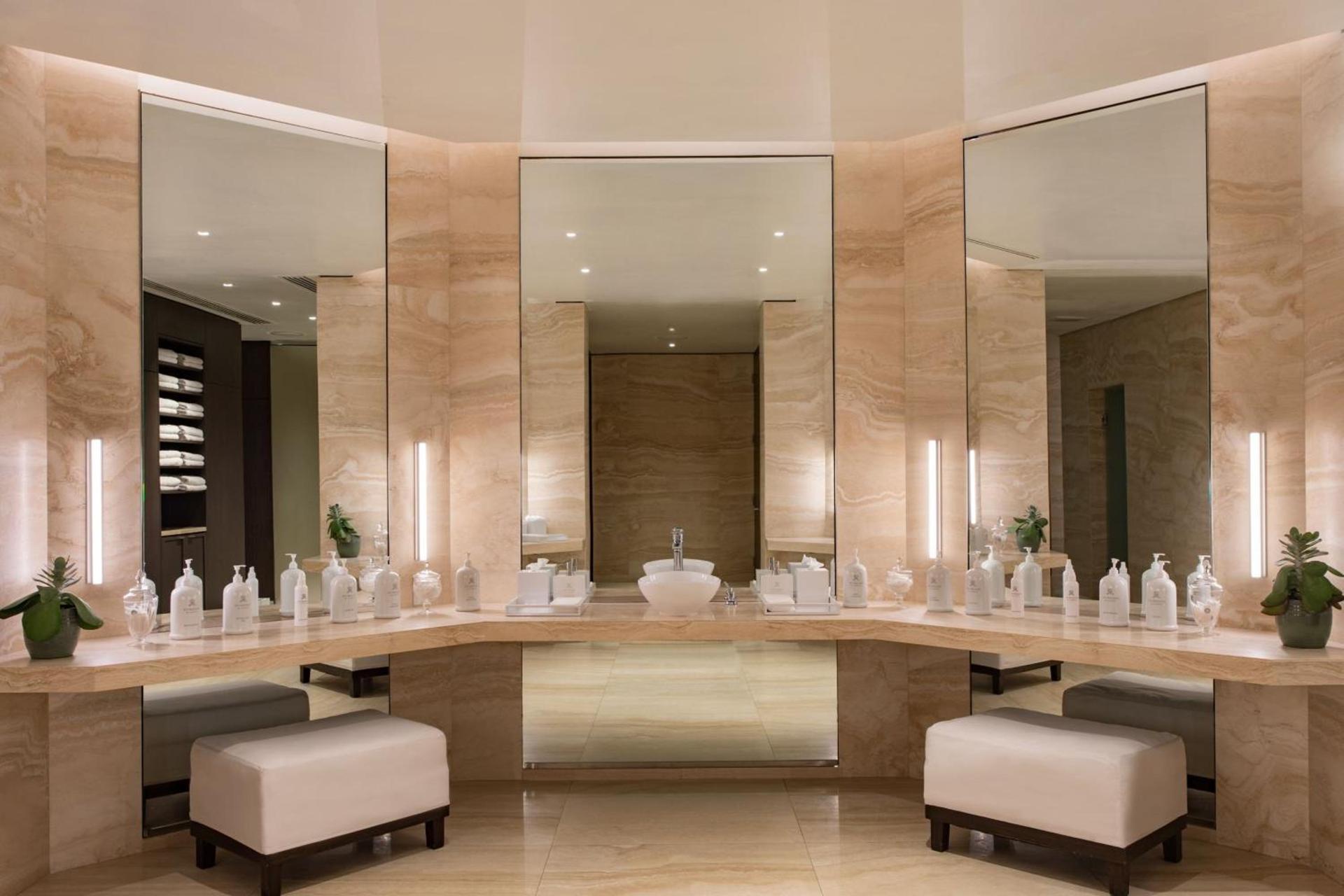 The St. Regis Bal Harbour Resort photo 97