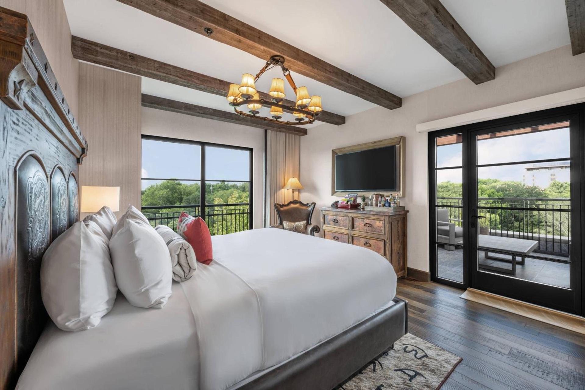 Hotel Drover, Autograph Collection photo 15