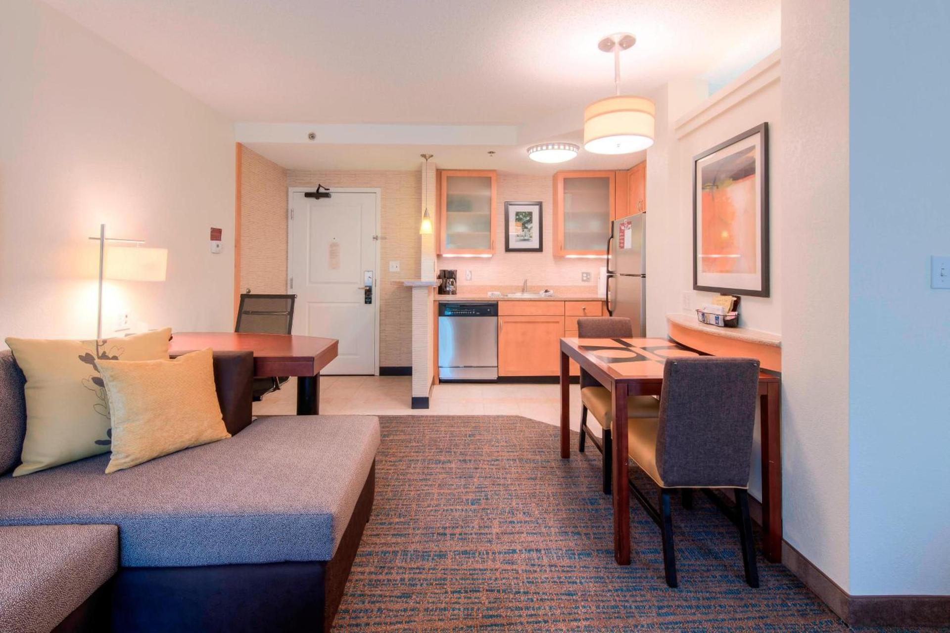Residence Inn by Marriott Chapel Hill photo 5