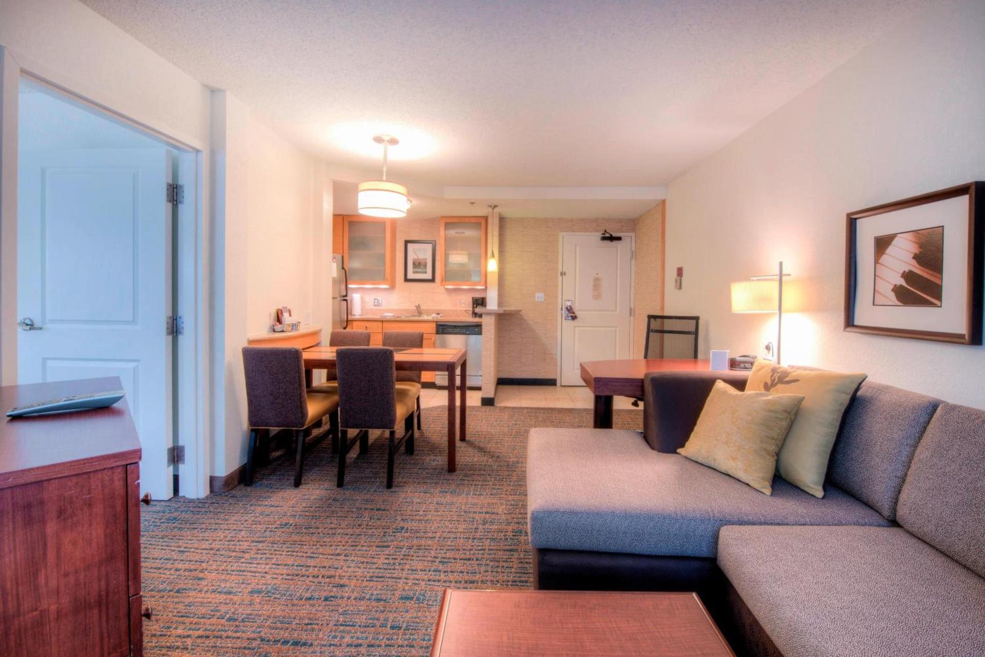 Residence Inn by Marriott Chapel Hill photo 7