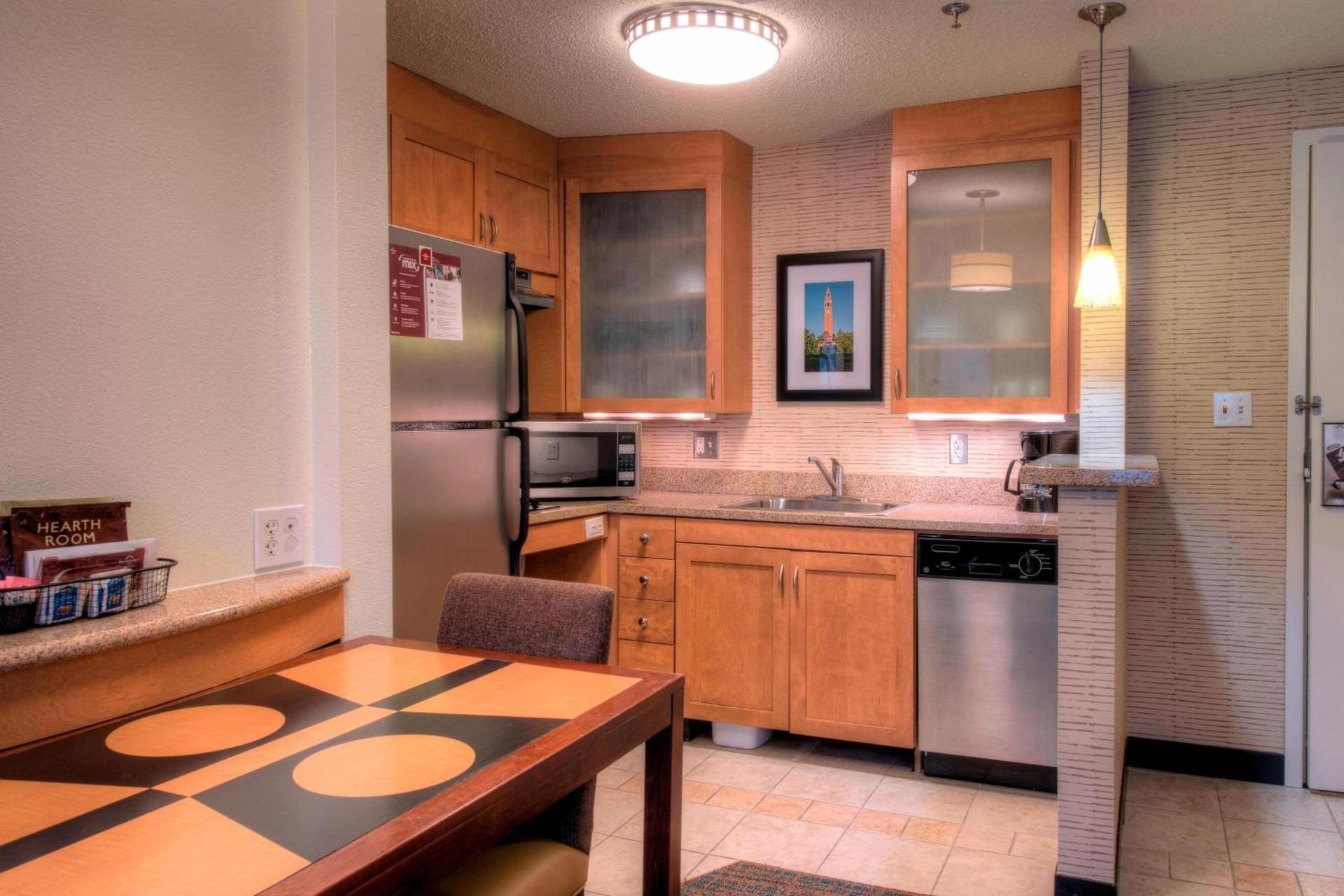 Residence Inn by Marriott Chapel Hill photo 8