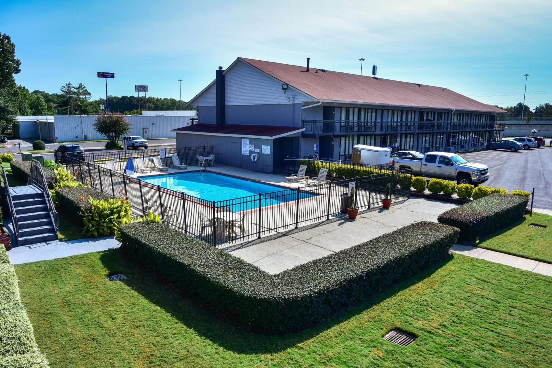 Americas Best Value Inn Douglasville photo 2