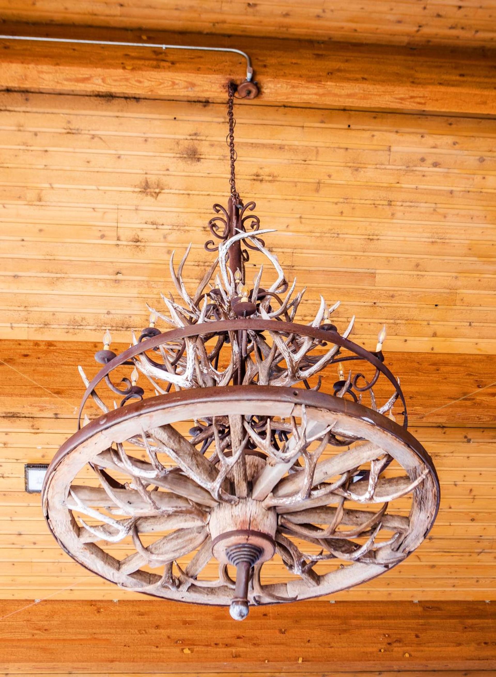 Flying Saddle Resort and Steak House photo 50