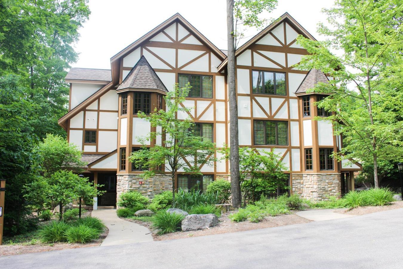 The Highlands at Harbor Springs photo 5