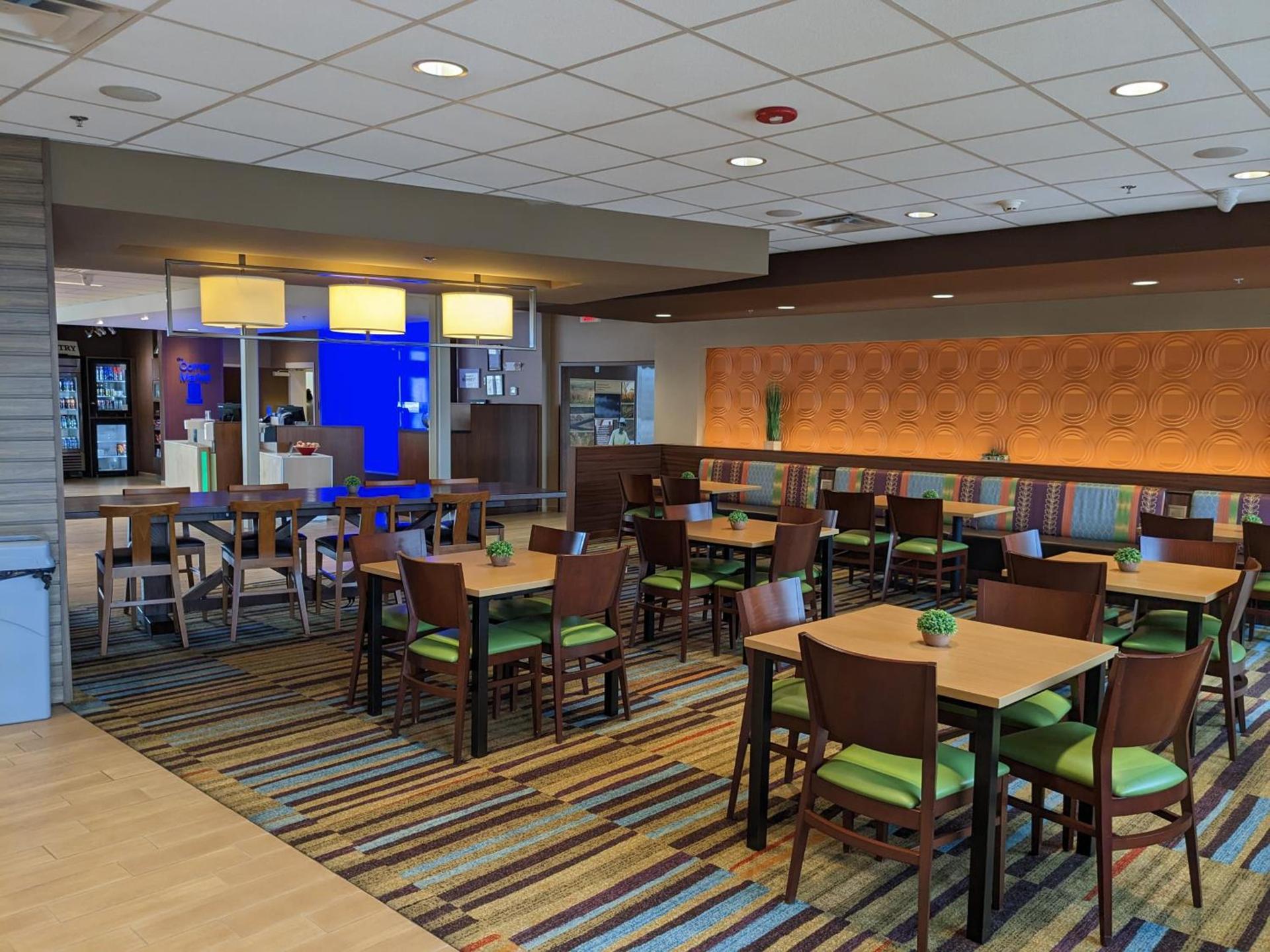 Fairfield Inn & Suites by Marriott Poplar Bluff photo 10