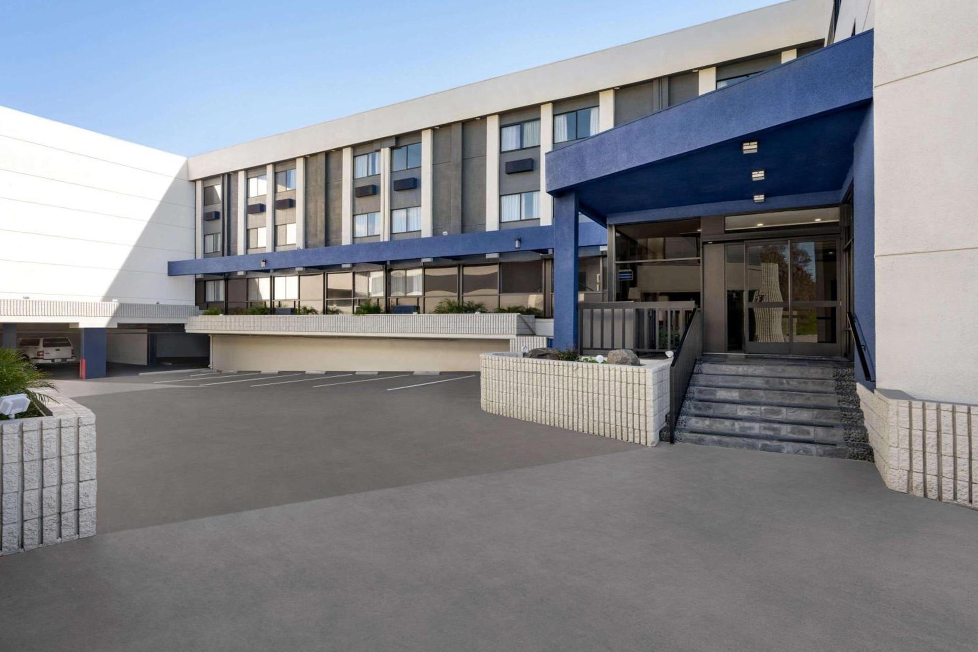Baymont by Wyndham Monterey Park — hotel in Monterey Park