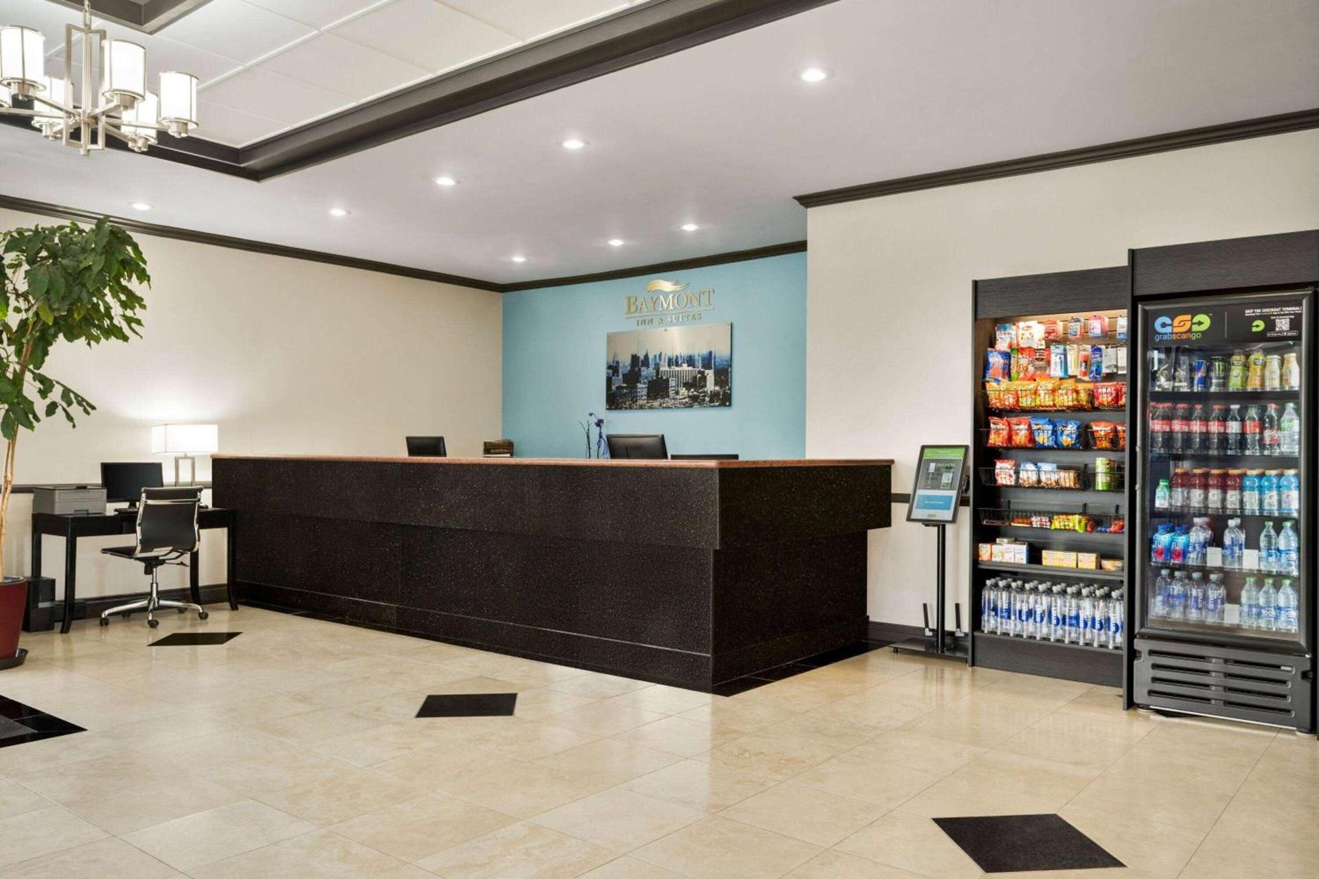 Baymont by Wyndham Monterey Park photo 5